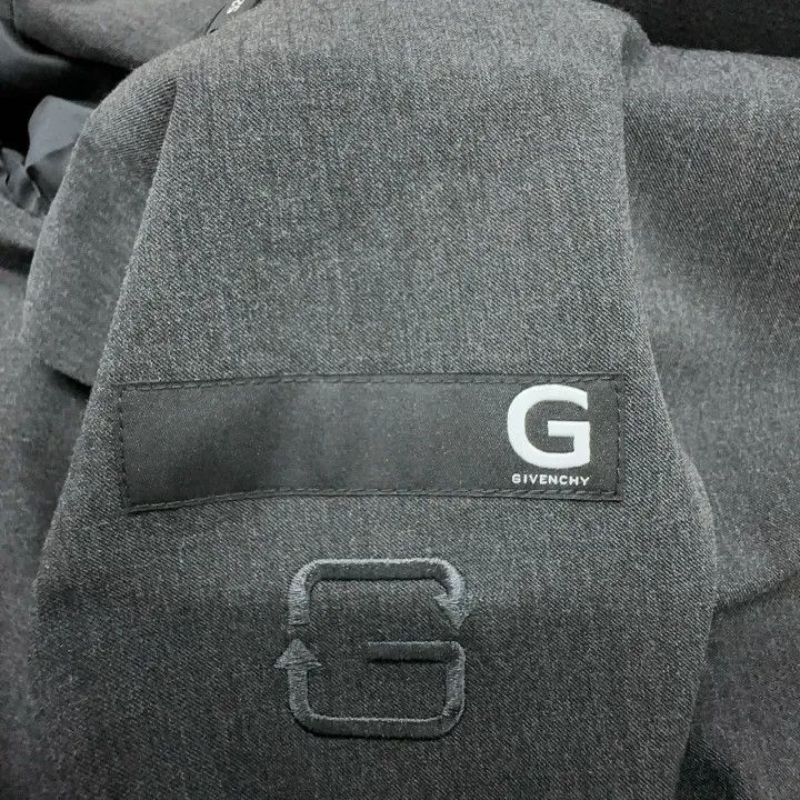 Givenchy Givenchy Givenchy Casual Solid Color Blazer -2507 Size US L / EU 52-54 / 3 - 6 Thumbnail