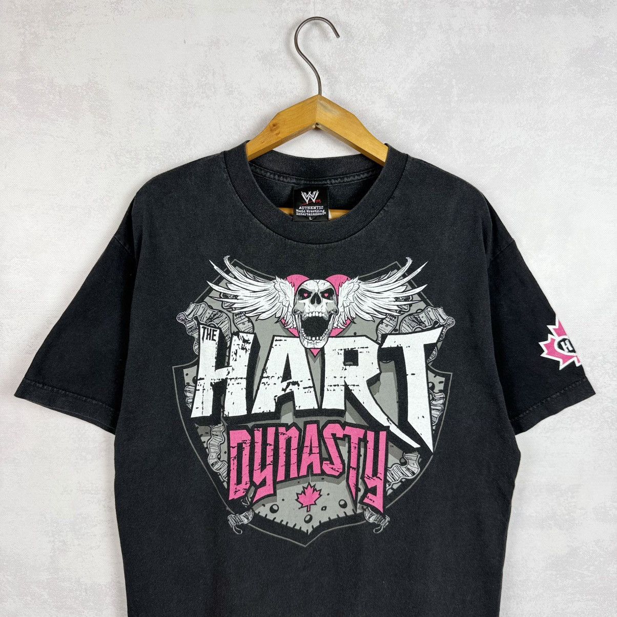 Vintage × WWE × WWF Vintage 2008 Hart Dynasty Bret Hart WWE T-Shirt Size L Size US L / EU 52-54 / 3 - 2 Thumbnail