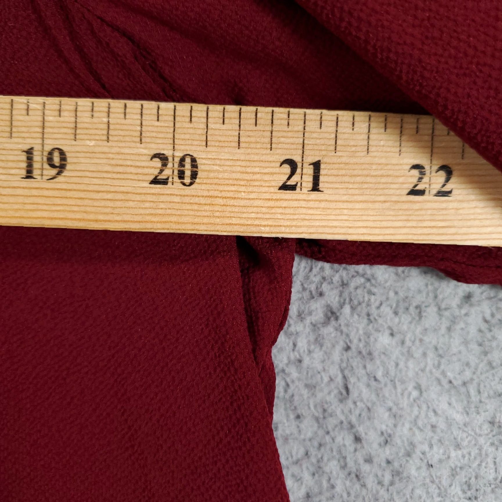 Vintage UMGEE Tunic Womens Large Maroon Cold Shoulder Gauzy Ruffles Balloon Flutter Size L / US 10 / IT 46 - 3 Thumbnail