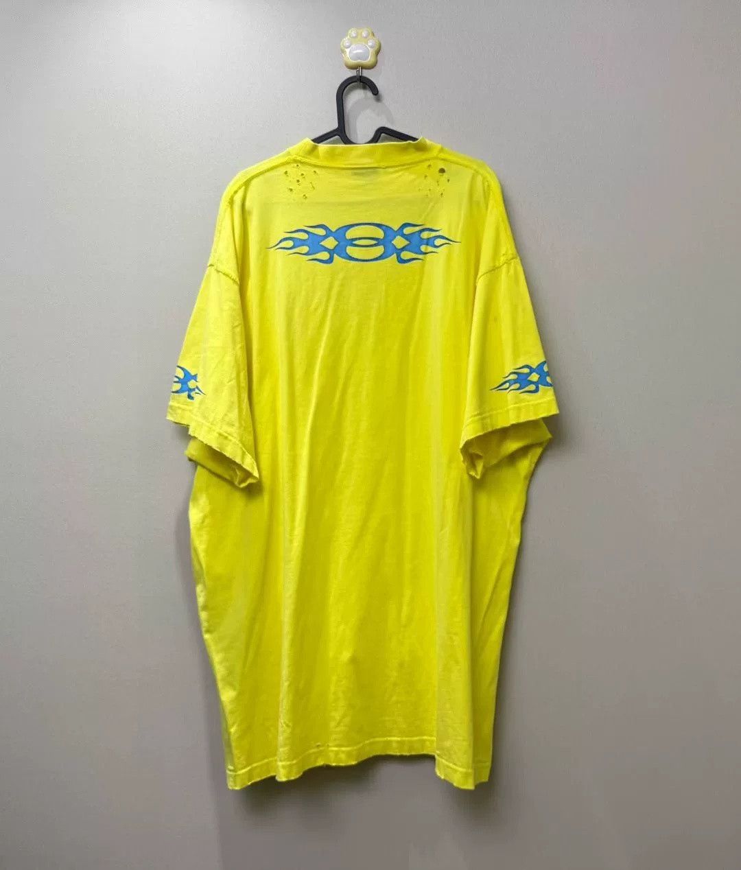 Balenciaga Balenciaga Yellow Flame Distressed Logo Tee Size US XL / EU 56 / 4 - 4 Thumbnail
