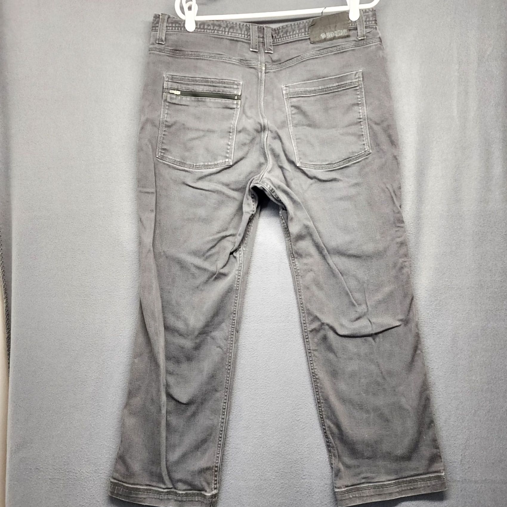 Mountain Hardwear VINTAGE Mountain Hardwear Jeans Mens 36x30 Black Straight Leg Cotton Blend Stretch Size US 36 / EU 52 - 2 Thumbnail