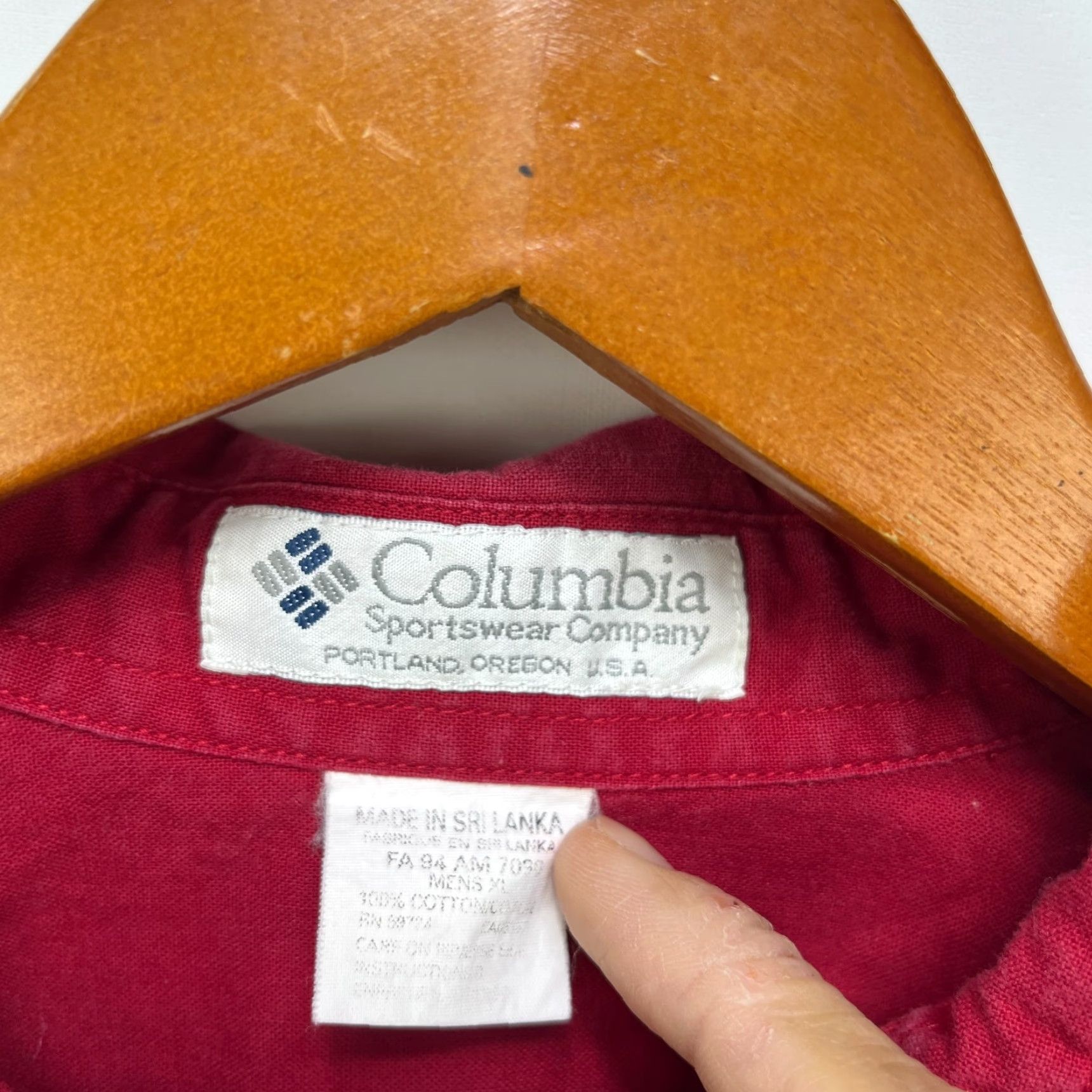 Vintage VINTAGE Columbia Outdoors Button Up Long Sleeve Shirt XL Red 90s Mens Button-Up Collared Pocket Shirt Size US XL / EU 56 / 4 - 5 Thumbnail