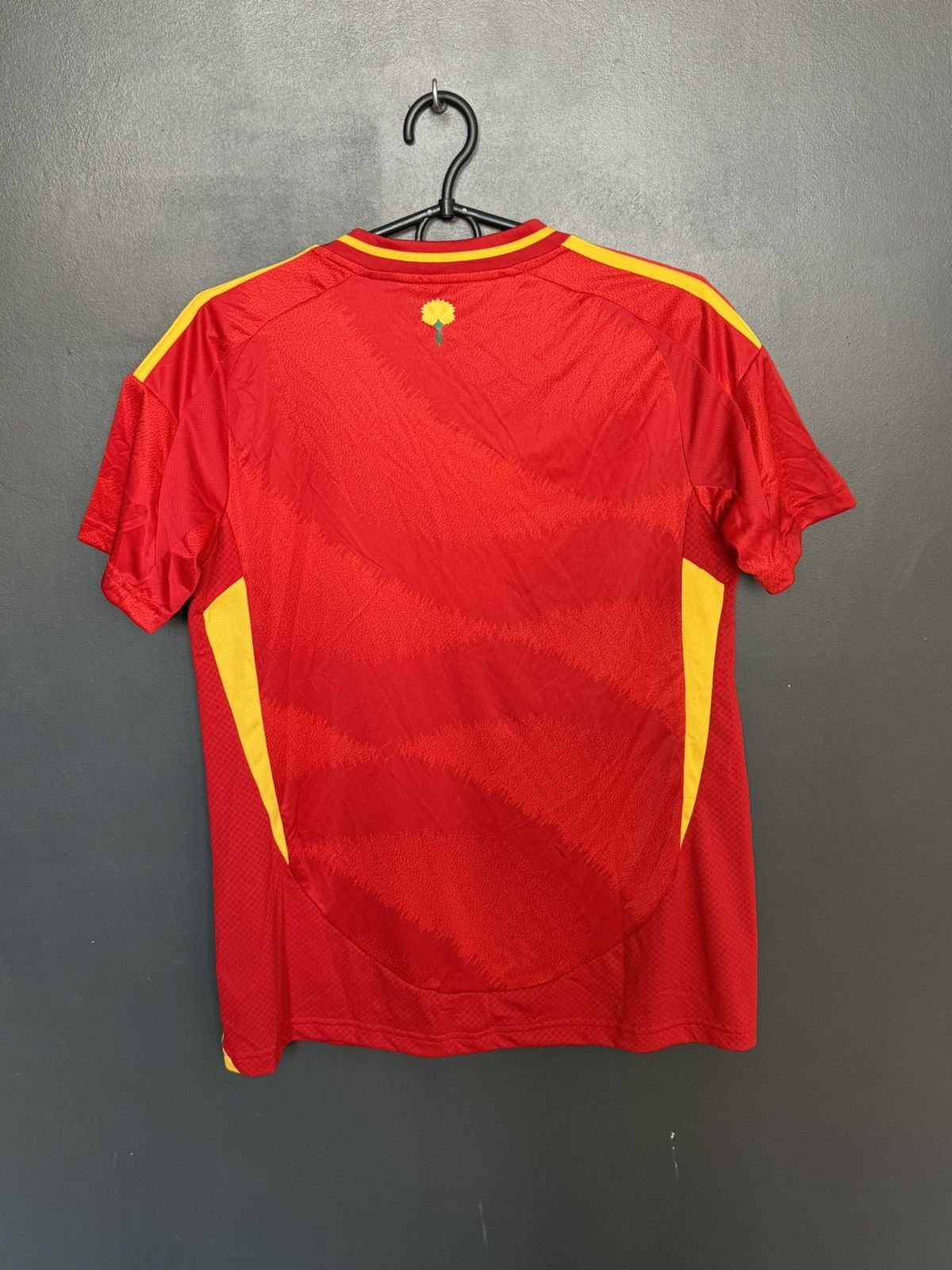 Adidas New Spain National Team 2024 Home Football Jersey T-Shirt Size M / US 6-8 / IT 42-44 - 2 Thumbnail