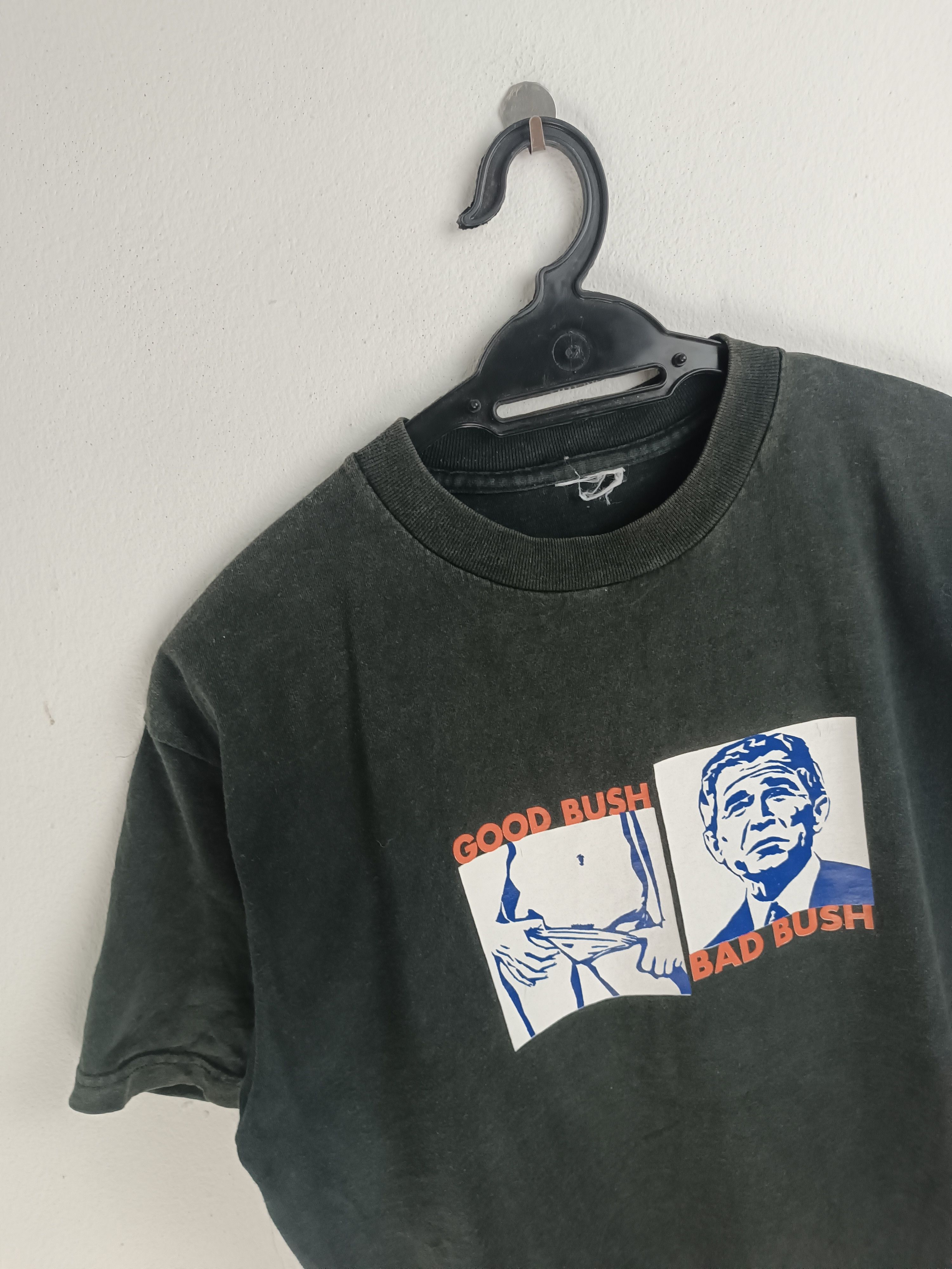 Vintage VINTAGE 2000s GOOD BUSH BAD BUSH G.W.BUSH PARODY WAR FUNNY Size US M / EU 48-50 / 2 - 5 Thumbnail