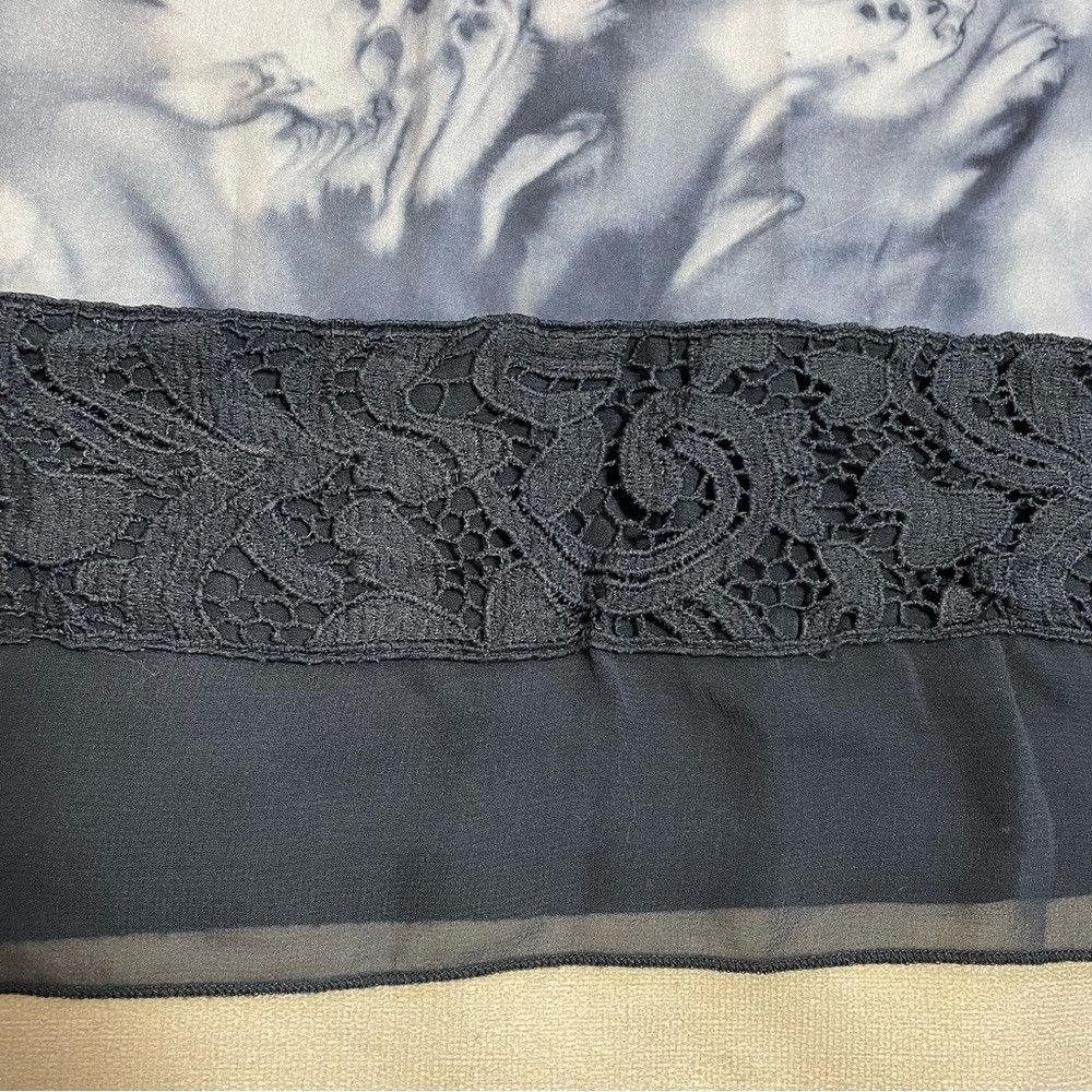 Chicos Chico's Blue Floral Sweater Size 2 US L Size L / US 10 / IT 46 - 8 Thumbnail