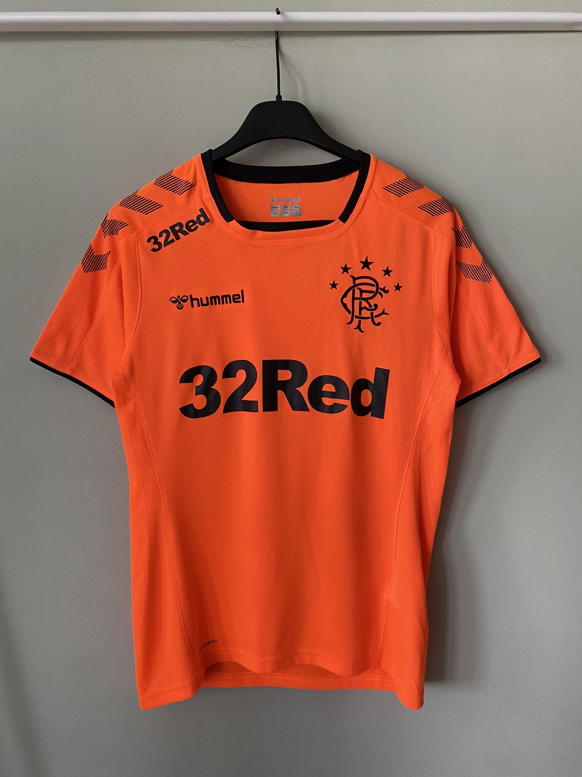 Chelsea Soccer × Hummel 2019-20 Glasgow Rangers Hummel Training Shirt jersey Size US XS / EU 42 / 0 - 1 Thumbnail
