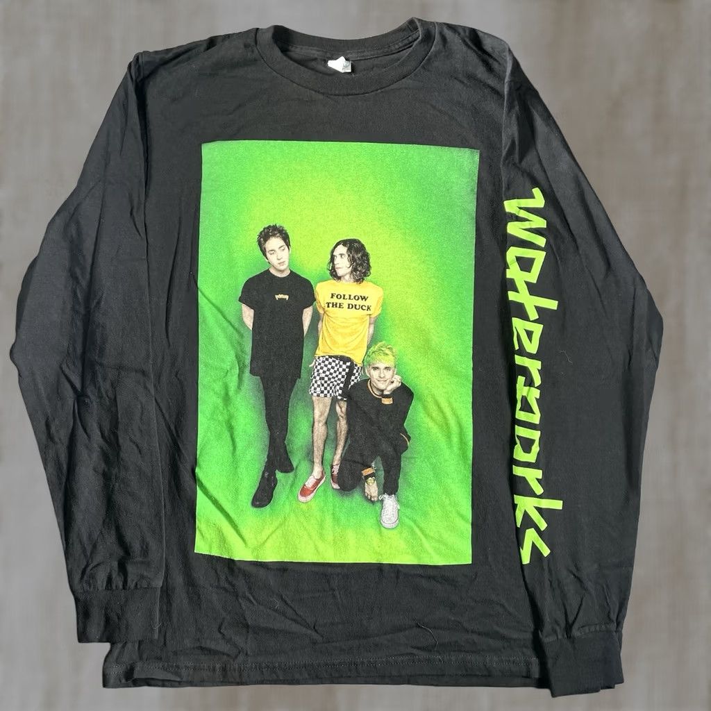Gildan Waterparks Band Shirt Mens M Long Sleeve cotton Black Gildan Ultra Cotton Logo Spellout Pop Punk Rock 2010s Mens Size US M / EU 48-50 / 2 - 1 Thumbnail