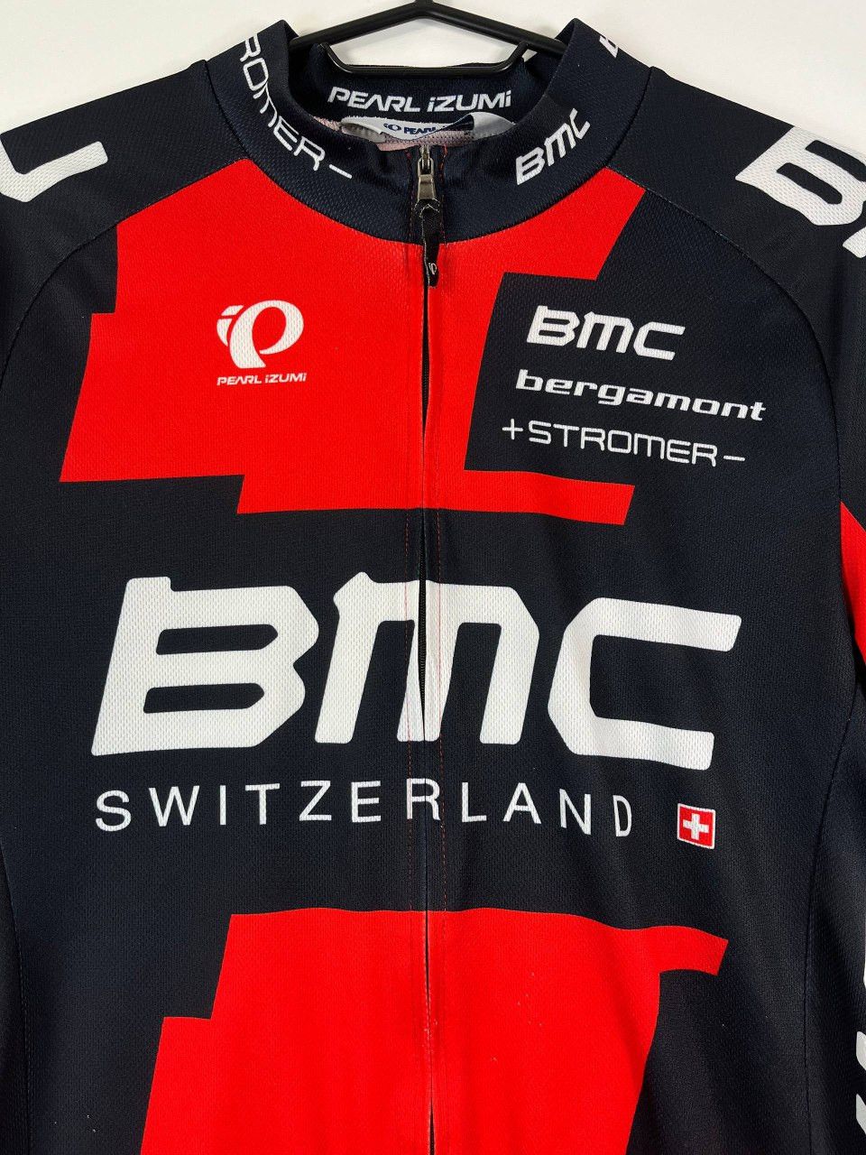 PEARL iZUMi BMC Switzerland Cycling Jersey Pearl Izumi Size L Size US L / EU 52-54 / 3 - 2 Thumbnail