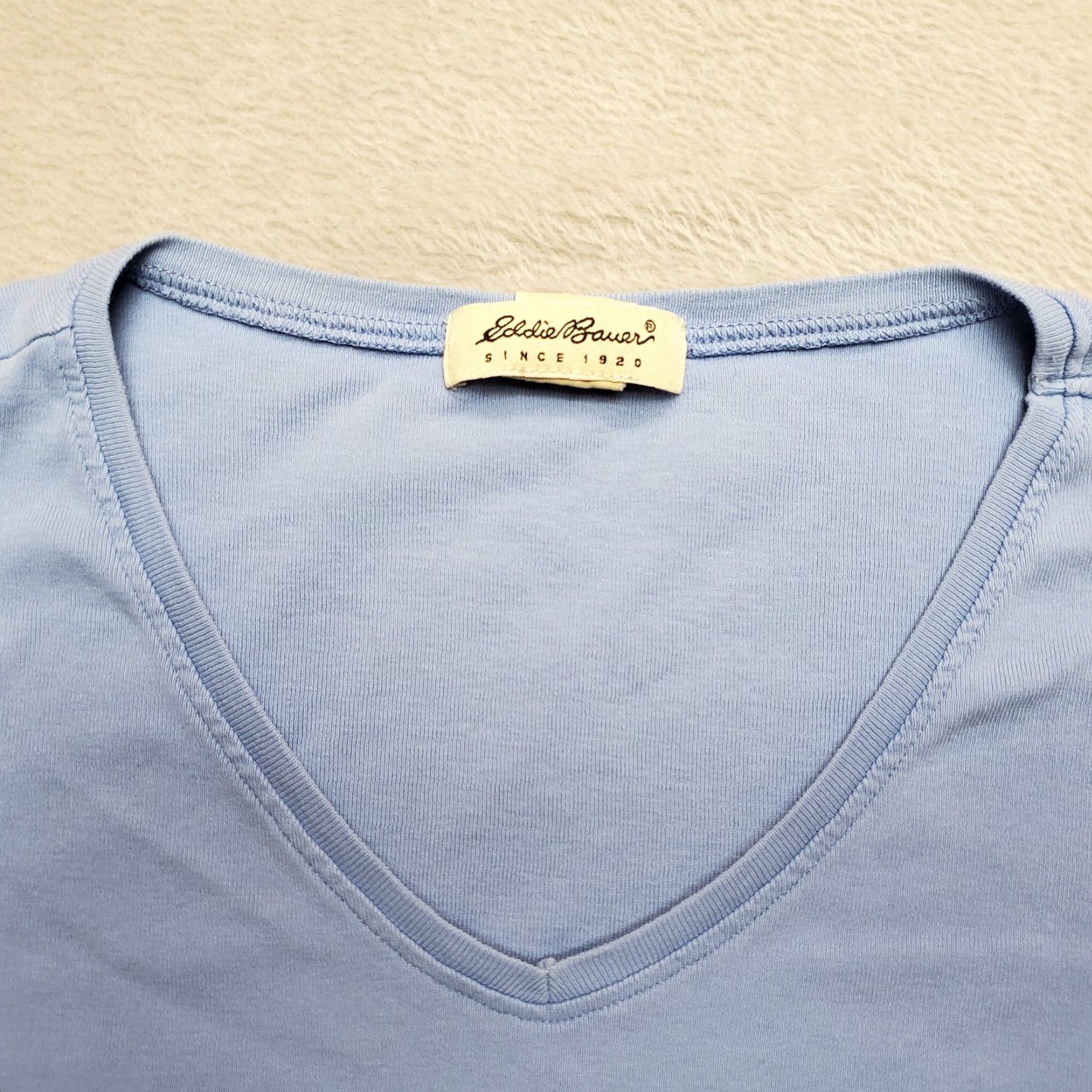 Eddie Bauer Eddie Bauer Shirt Women XL Blue 100% Cotton Short Sleeve Summer Camp Casual V-Neck Boy? Mens Womens Size XL / US 12-14 / IT 48-50 - 4 Thumbnail