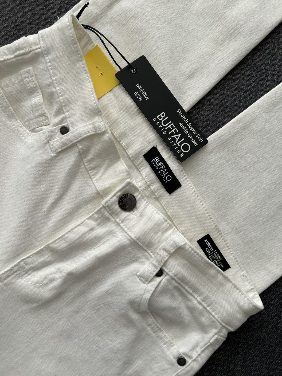 Buffalo David Bitton Buffalo David Bitton Mid-Rise Ankle Grazer – Size 28 – NWT Size 28" / US 6 / IT 42 - 4 Thumbnail