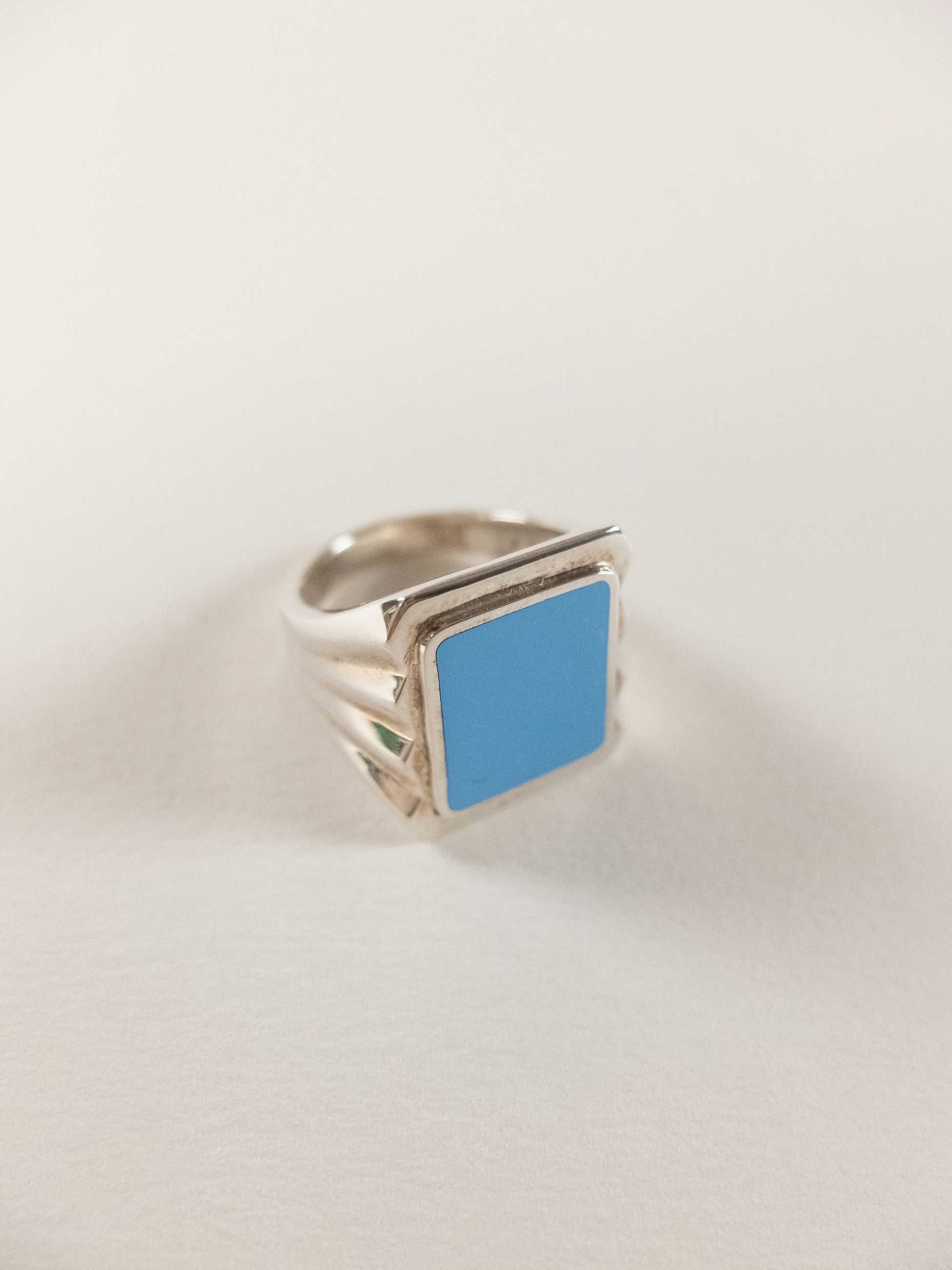 Bottega Veneta BOTTEGA VENETA blue enamel & silver signet ring 9 19 q Size ONE SIZE - 1 Thumbnail