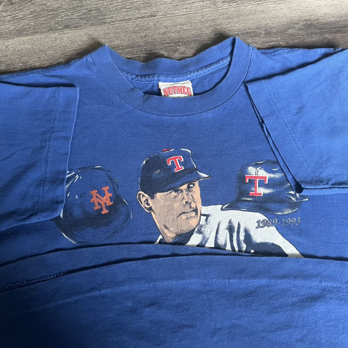 MLB × Nutmeg × Vintage Vintage 90s Nolan Ryan Texas Rangers Nutmeg Graphic T Shirt Size US S / EU 44-46 / 1 - 4 Thumbnail