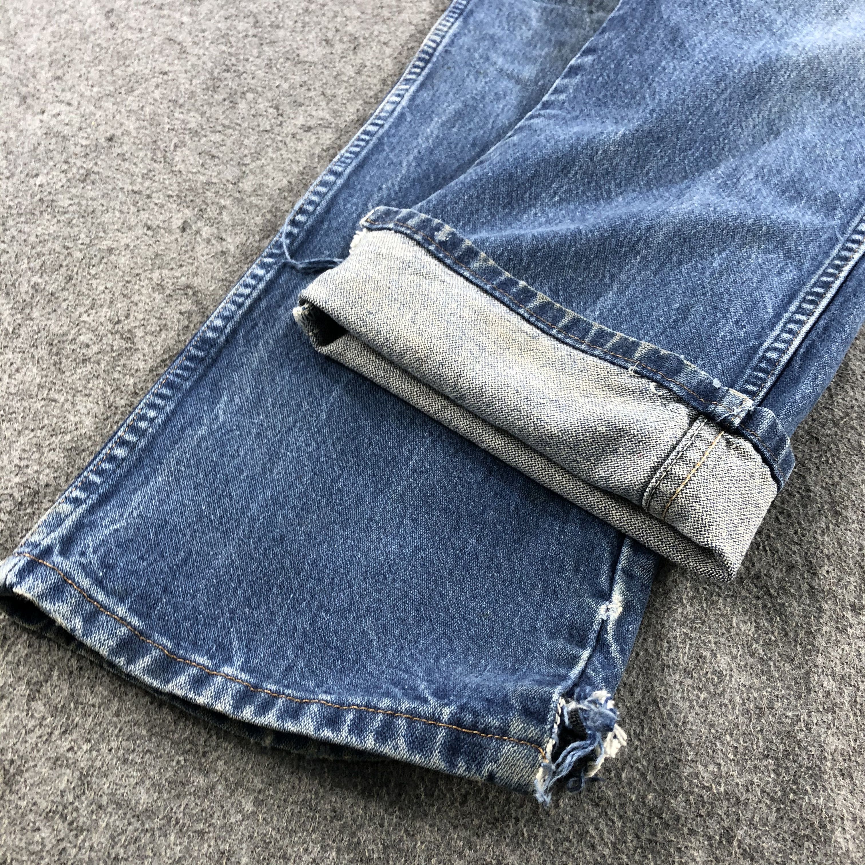 Vintage Vintage Blue Wash Wrangler Jeans-J2111 Size US 35 - 7 Thumbnail