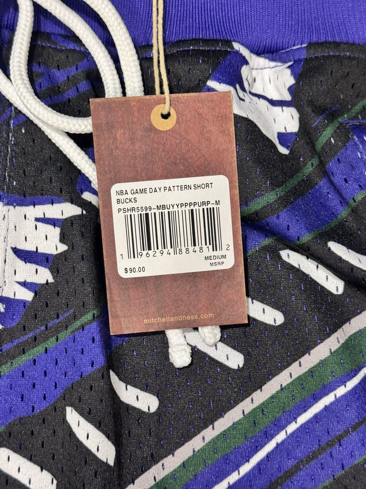 Mitchell & Ness Mitchell N Ness Game day pattern shorts Bucks Size US 29 - 6 Thumbnail