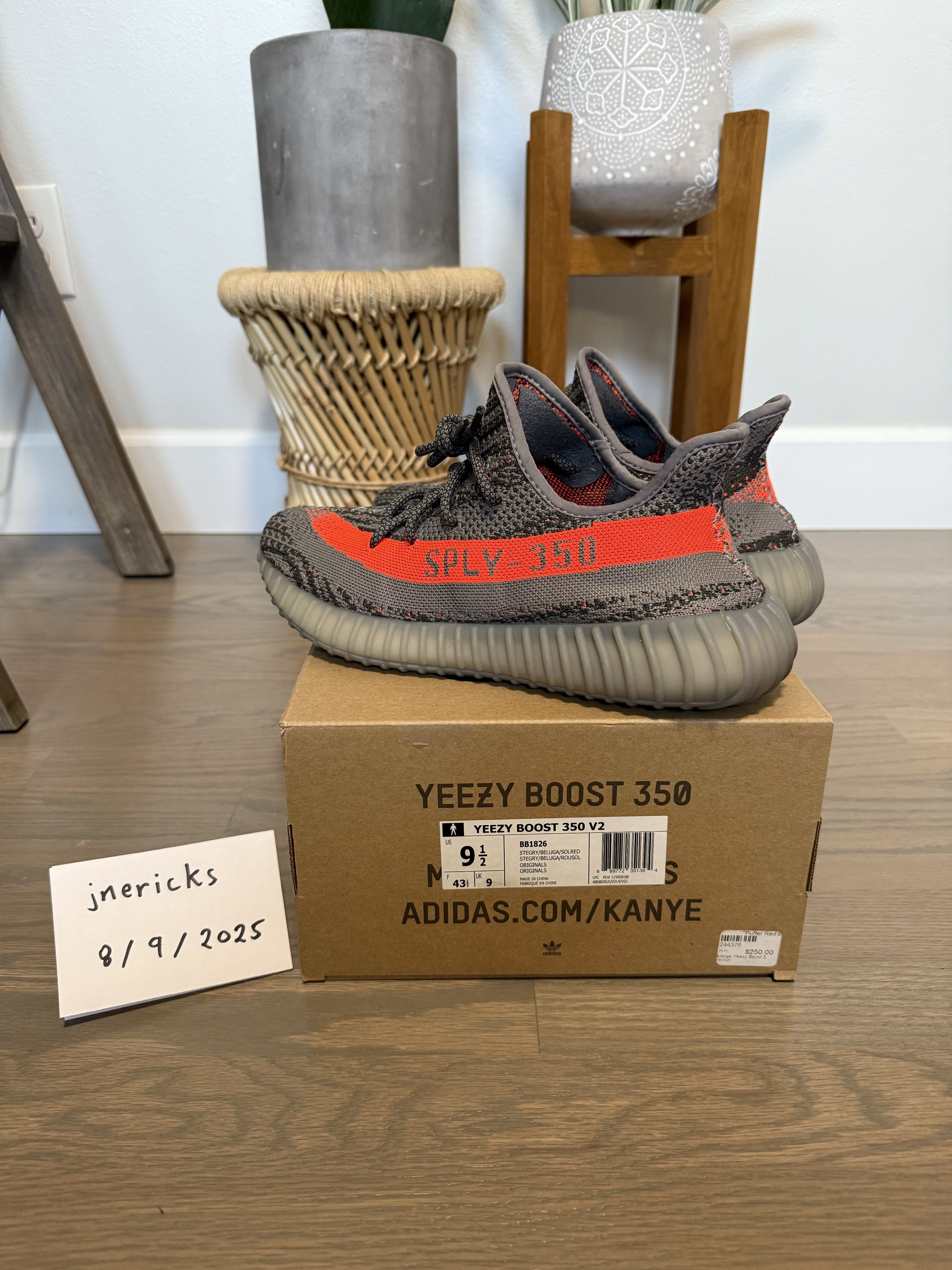 Adidas Yeezy Boost 350 V2 Beluga Size US 9.5 / EU 42-43 - 3 Thumbnail