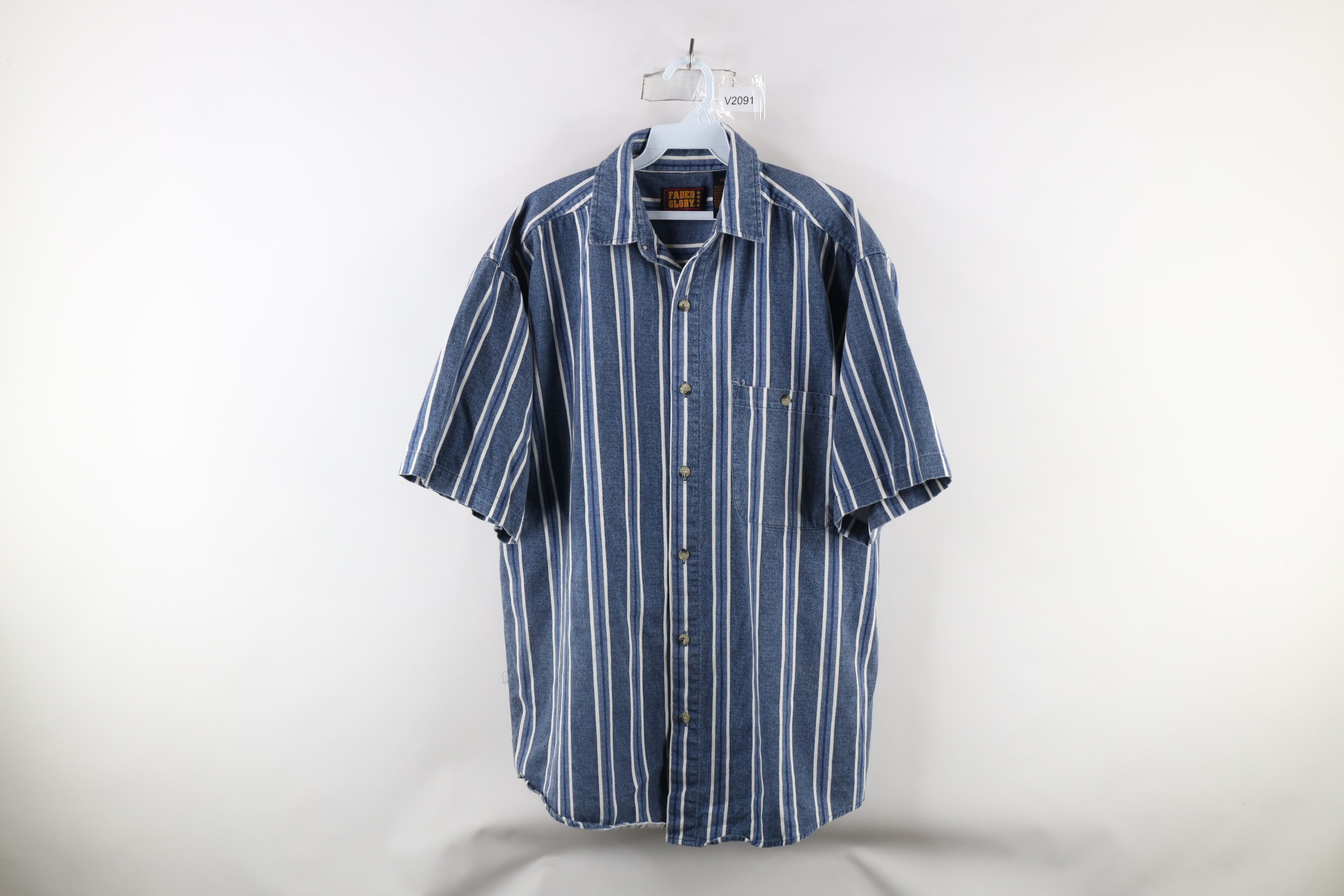 Vintage Vintage 90s Streetwear Striped Short Sleeve Button Shirt Size US L / EU 52-54 / 3 - 1 Thumbnail