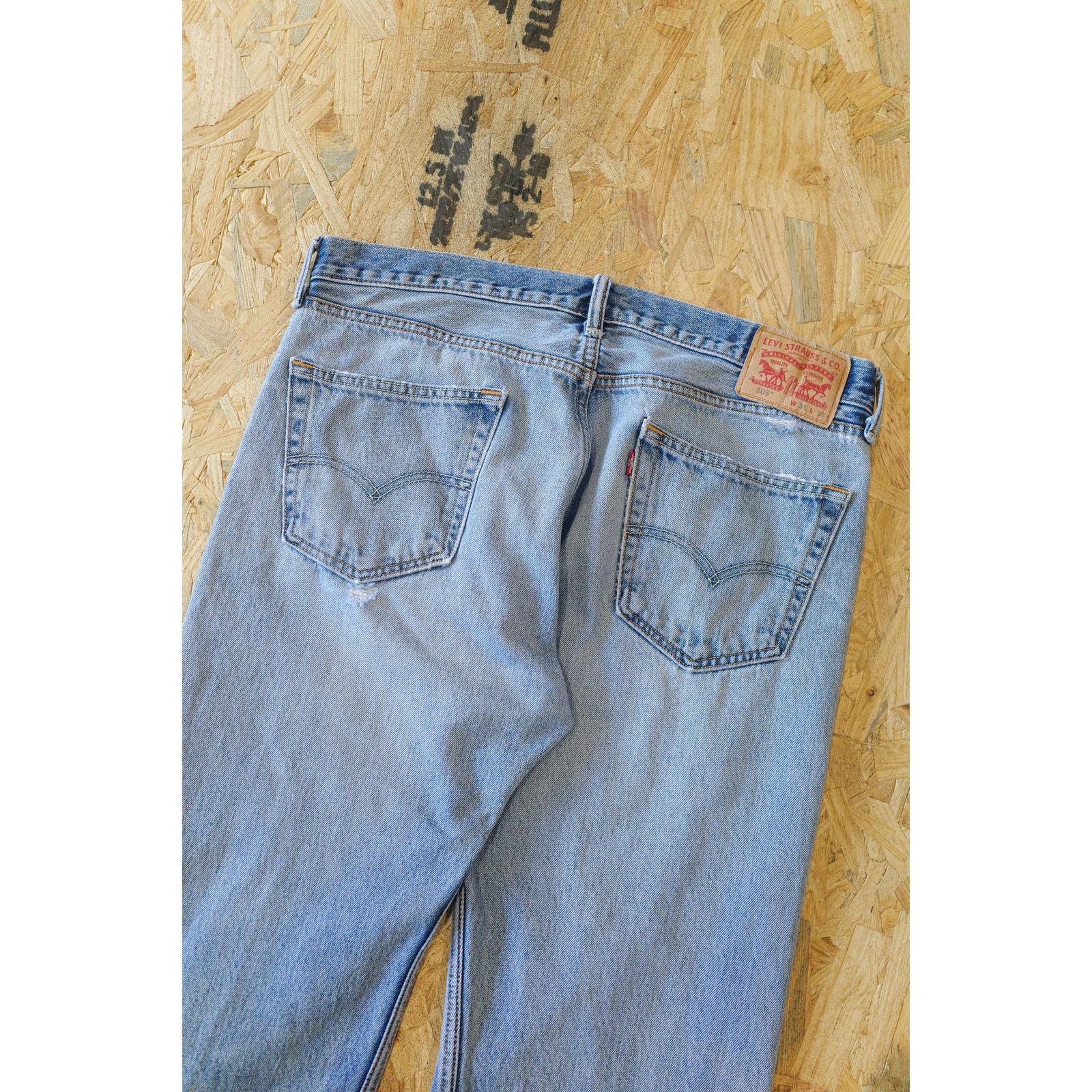 Levi's Levi's Levi Strauss 505 Regular Distressed, Denim - W35 L32 Size US 35 - 9 Thumbnail