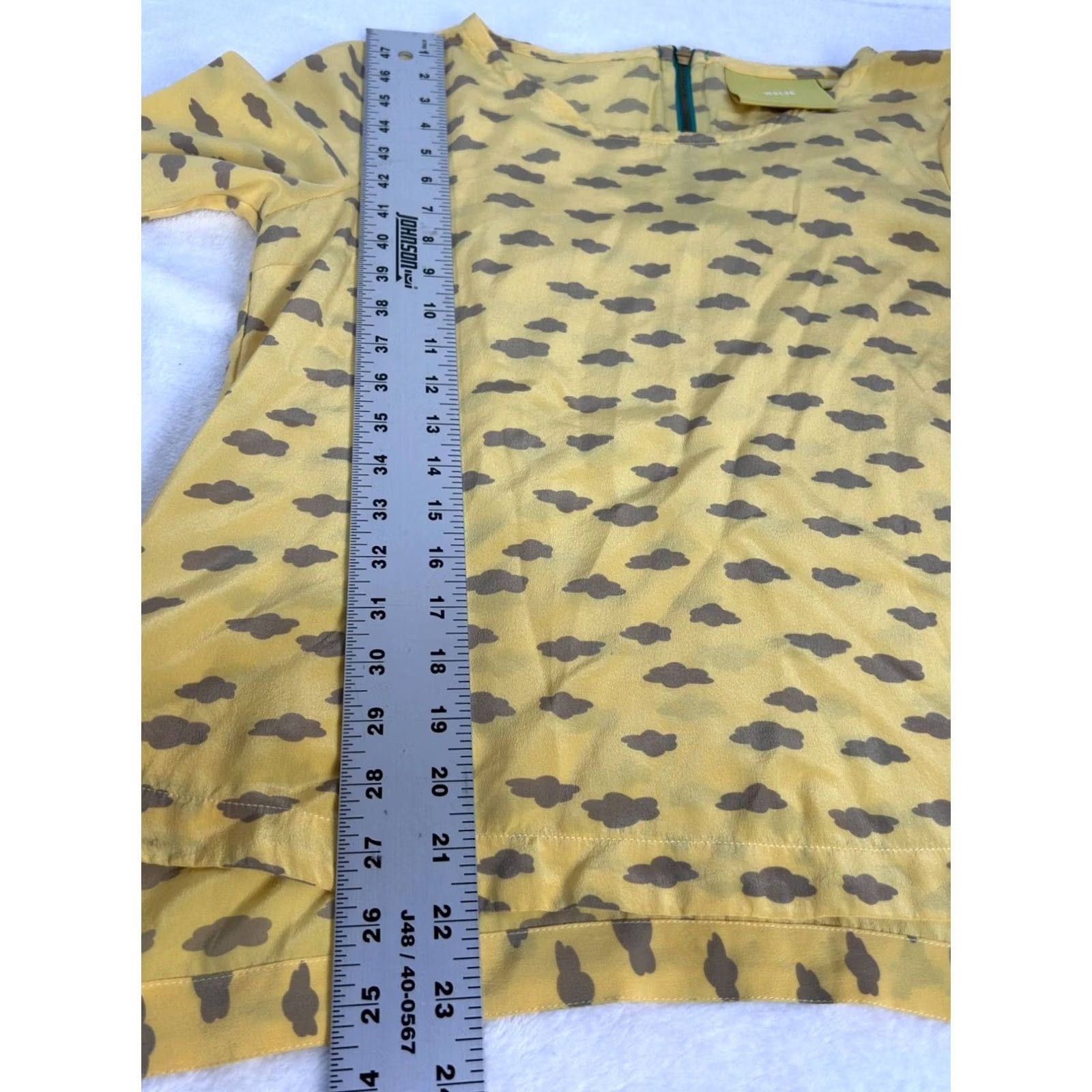 Vintage Maeve Anthropologie Silk Top Yellow Gray Clouds Graphic Print 3/4 Sleeve Small Silk Top Womens Size S / US 4 / IT 40 - 7 Thumbnail