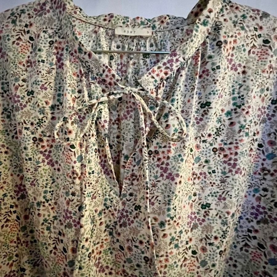 6397 6397 Floral Cotton Blouse – Size Small Size S / US 4 / IT 40 - 3 Thumbnail