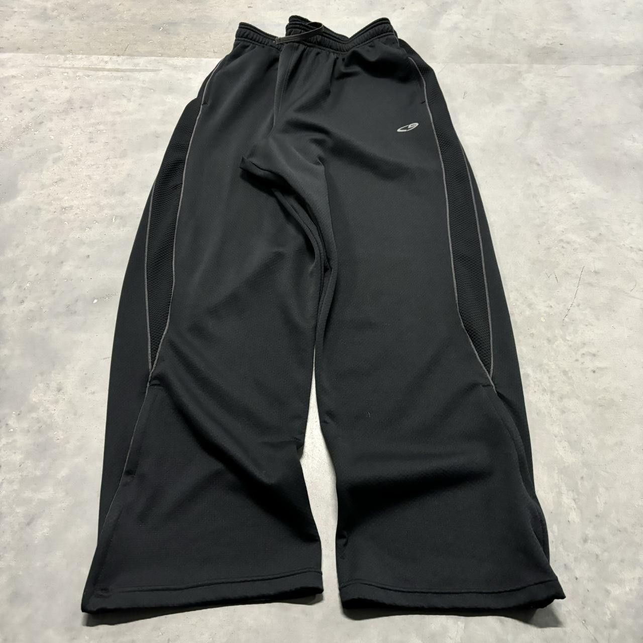 Japanese Brand × Vintage Y2K/2000s Baggy Black Striped Essential Track Pants! Size US 34 / EU 50 - 2 Thumbnail