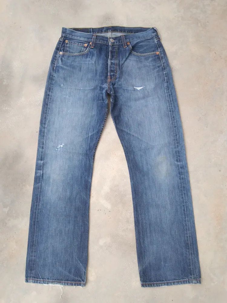 Levi's Vintage Levi's 501 Straight Leg Distressed Jeans 32x30 Size US 32 / EU 48 - 1 Thumbnail
