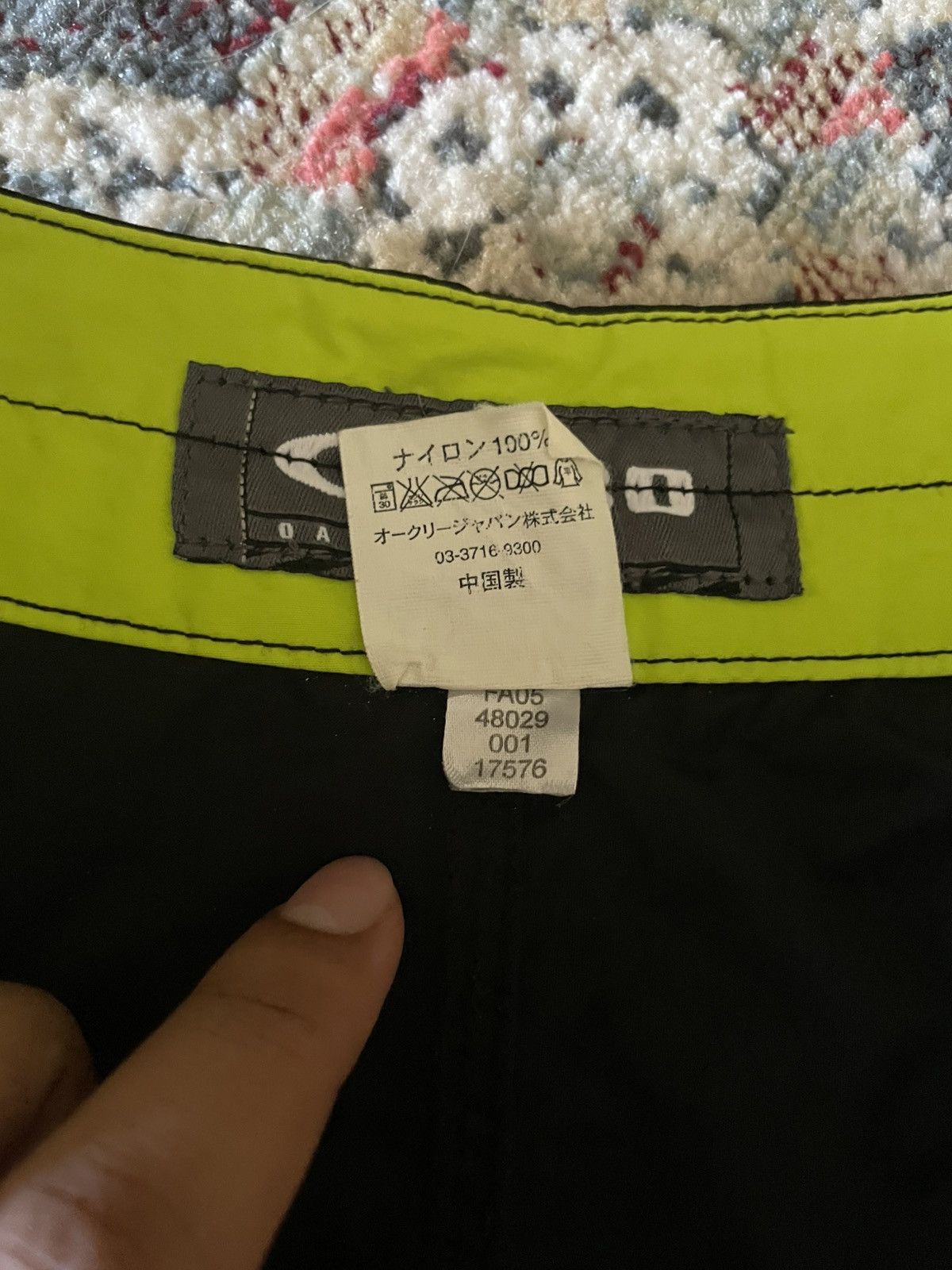 Oakley Y2K Oakley Neon Nylon Broadshorts Size US 30 / EU 46 - 7 Thumbnail