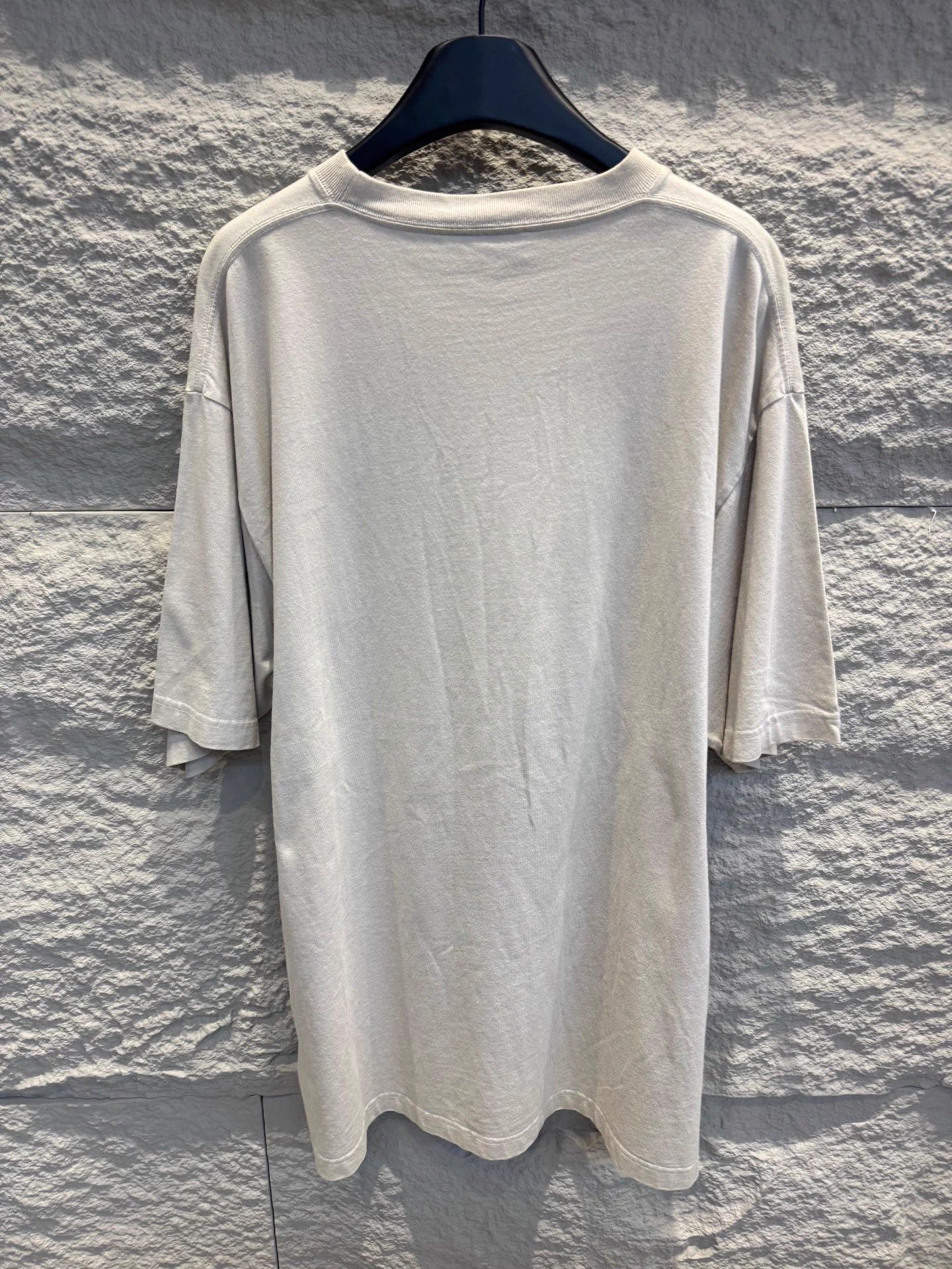 Balenciaga Balenciaga Paris Oversized Cream T-Shirt XS Size XS / US 0-2 / IT 36-38 - 2 Thumbnail
