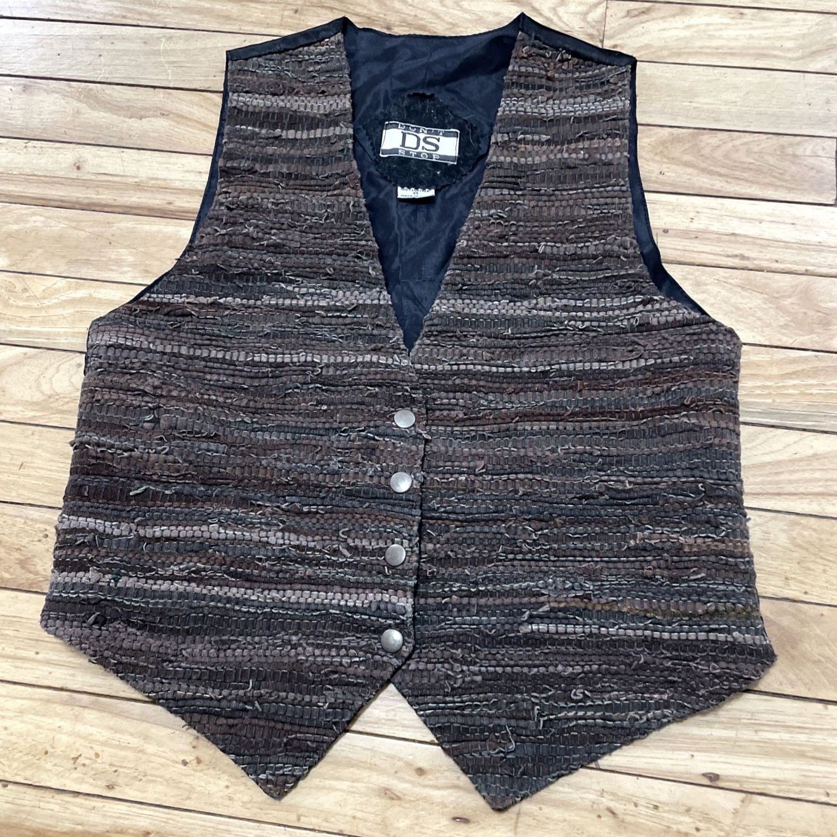 Vintage VINTAGE Don't Stop Leather Vest Men M Brown Texture Cowboy Western Southwest 90s Leather Vest Mens Size US M / EU 48-50 / 2 - 7 Thumbnail
