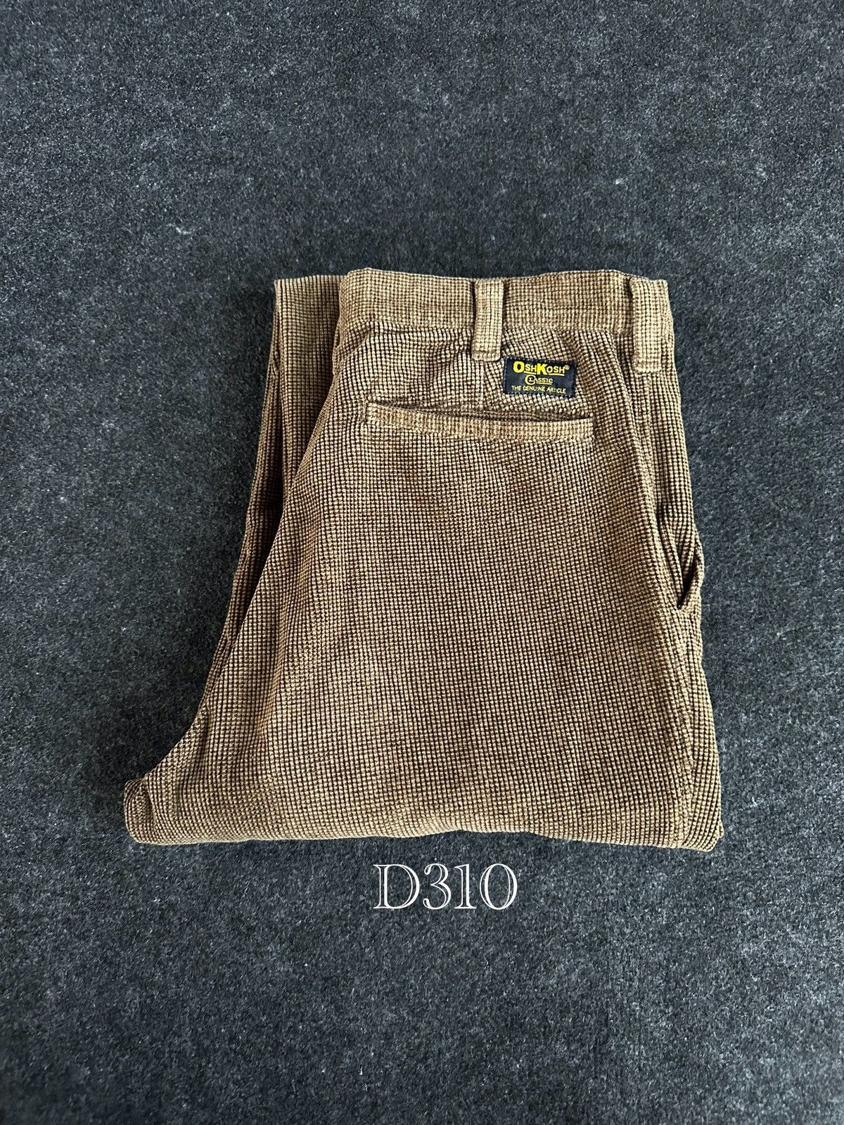 Vintage Vintage Oshkosh Soft Qorduroy Pants 30x31 D310 Size US 31 - 13 Thumbnail
