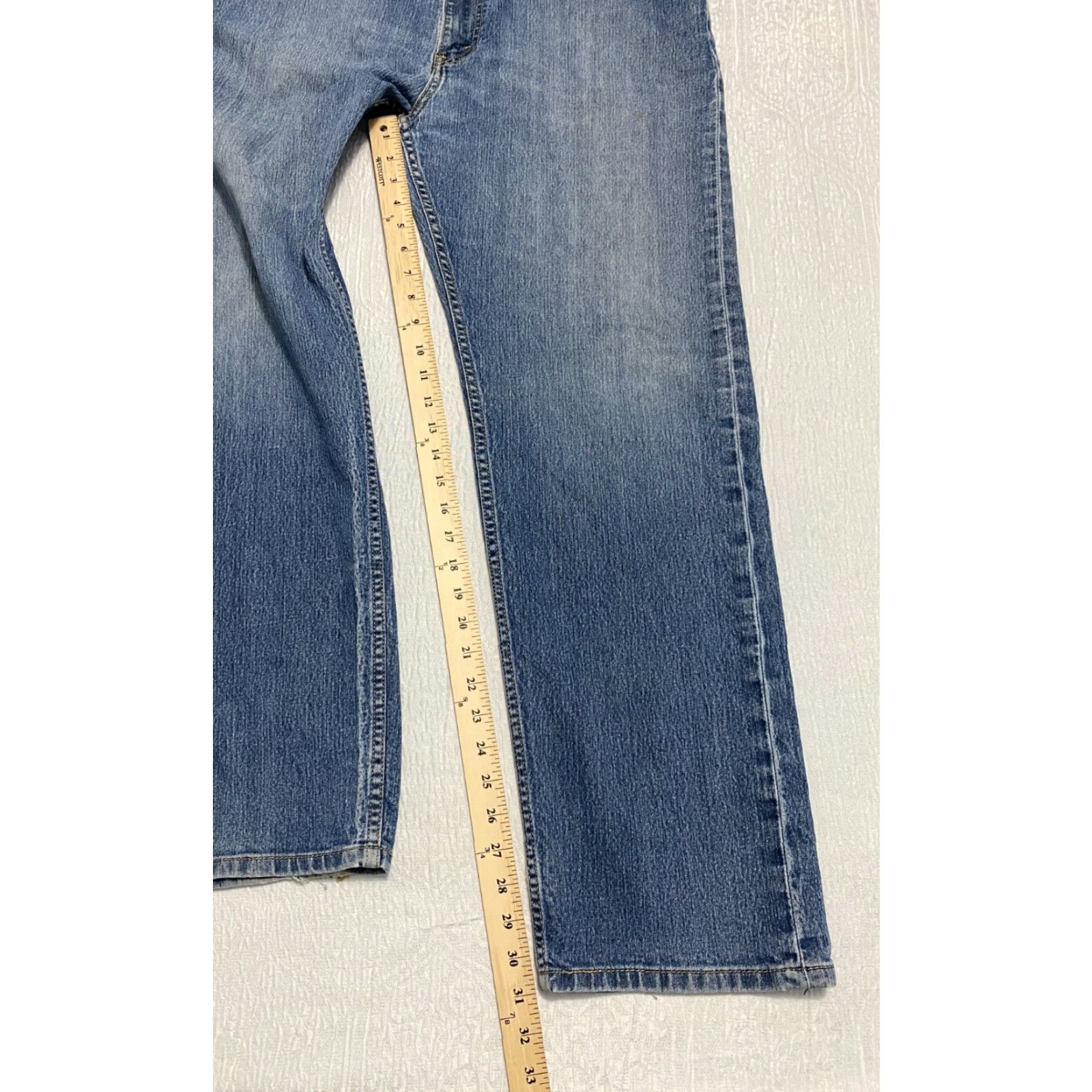 Levi's Levi's Jeans Mens 38x31 Blue Distressed Relaxed 5-Pocket Denim Straight Regular 500 Series Size US 38 / EU 54 - 7 Thumbnail