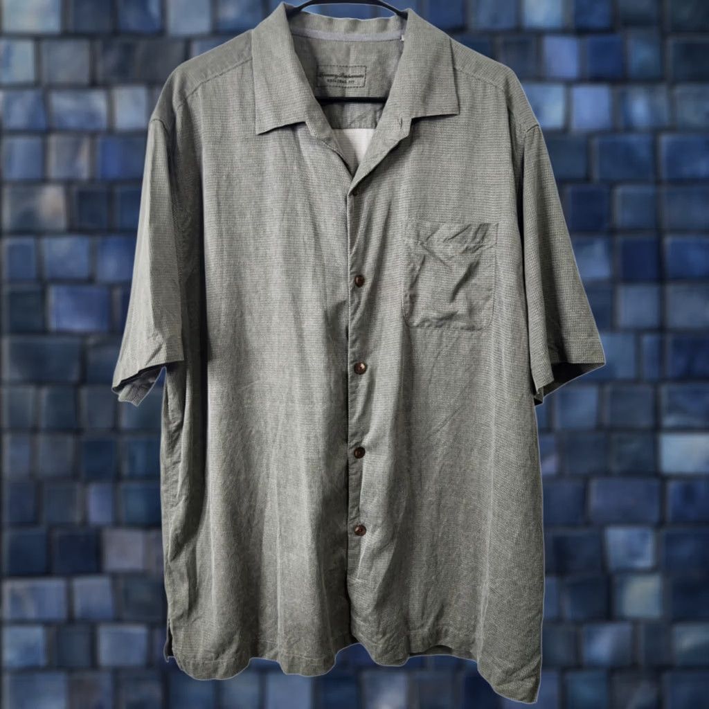 Tommy Bahama Tommy Bahama Mens XL 100% Silk Hawaiian Button Camp Shirt Short Sleeve Green Size US XL / EU 56 / 4 - 1 Thumbnail