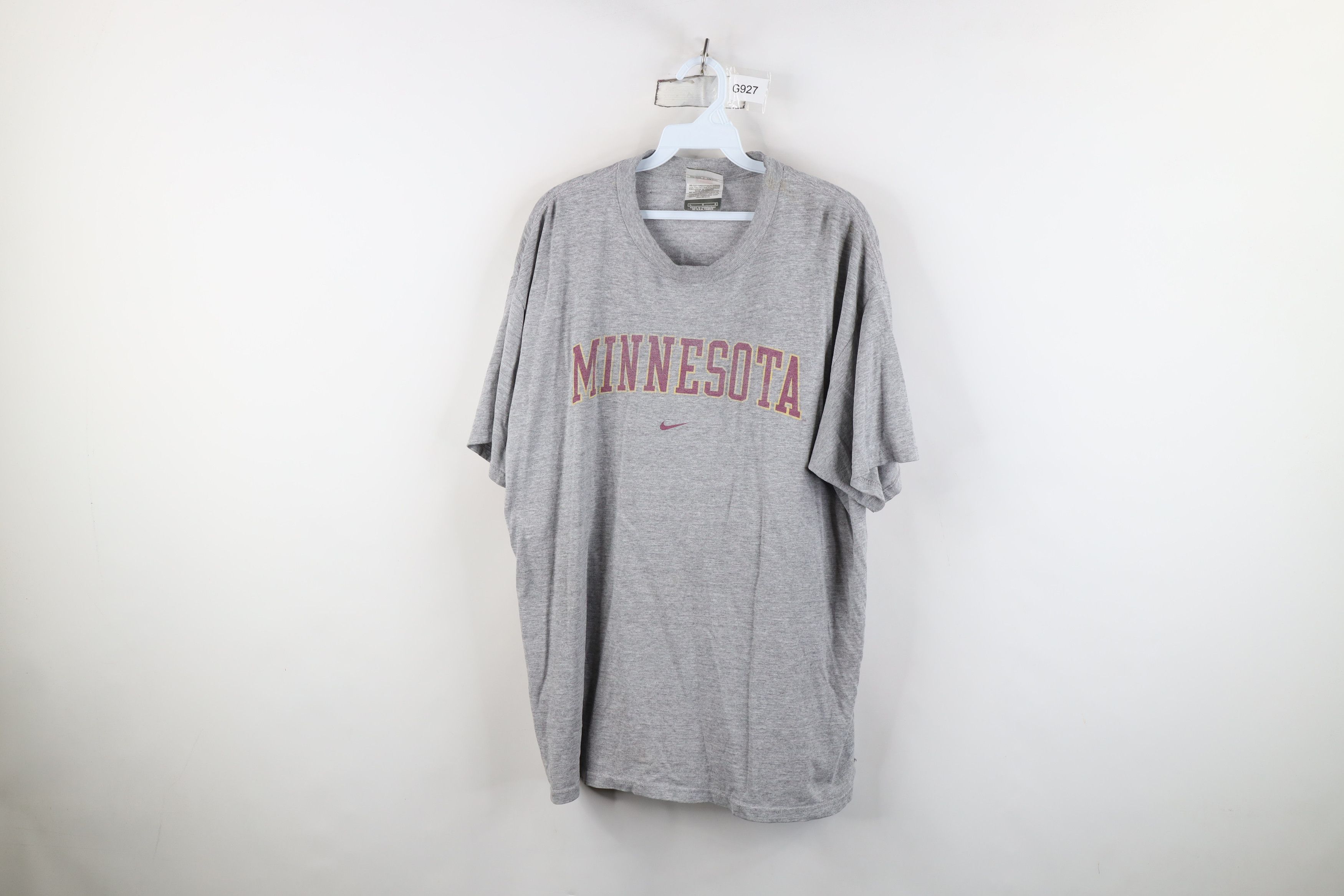 Nike Vintage Nike Center Swoosh University of Minnesota T-Shirt Size US L / EU 52-54 / 3 - 1 Thumbnail