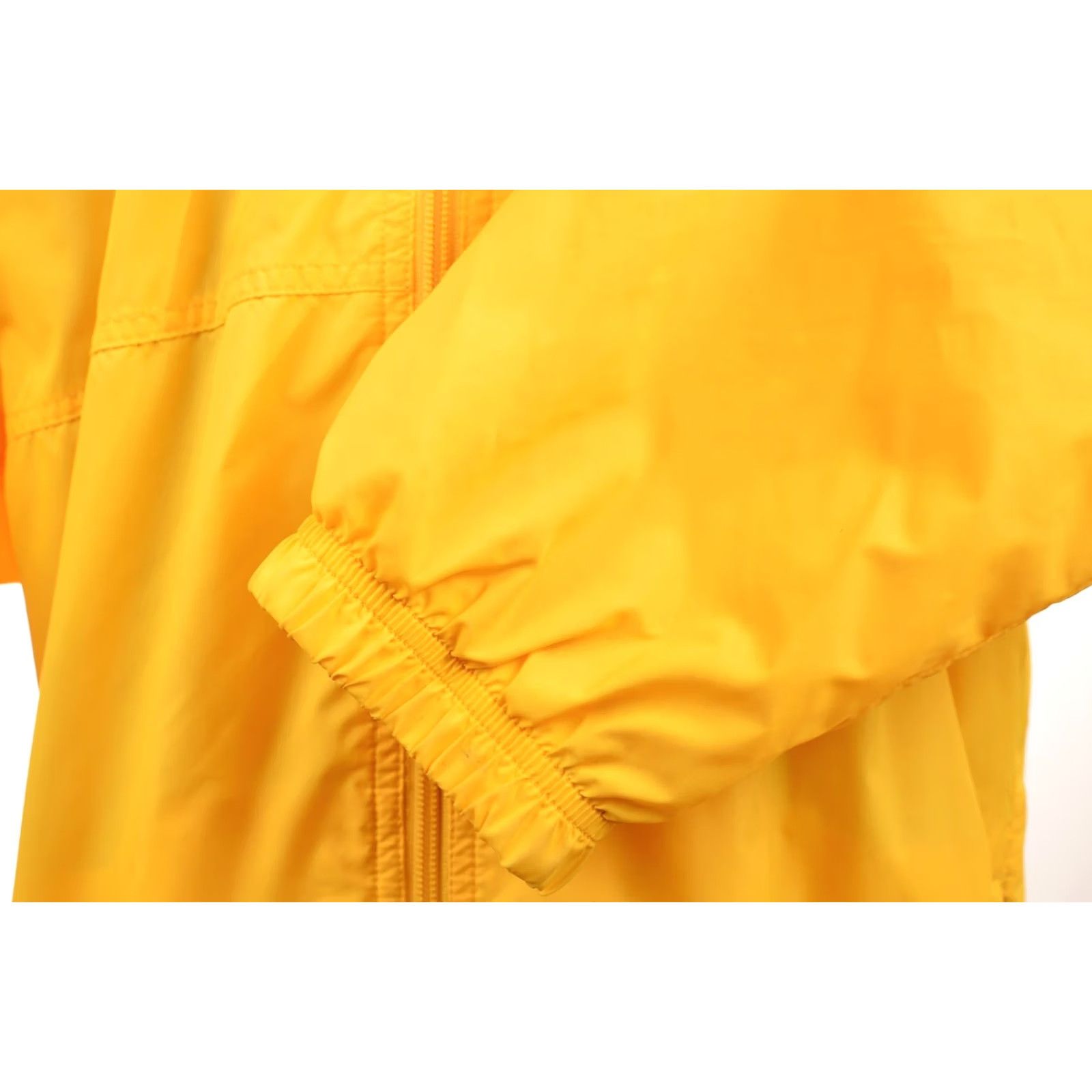 Nike Nike Team Arsenal 1999/2000 Hooded Yellow Rain Jacket L Mens Jacket Windbreaker Color: Yellow Size US L / EU 52-54 / 3 - 5 Thumbnail