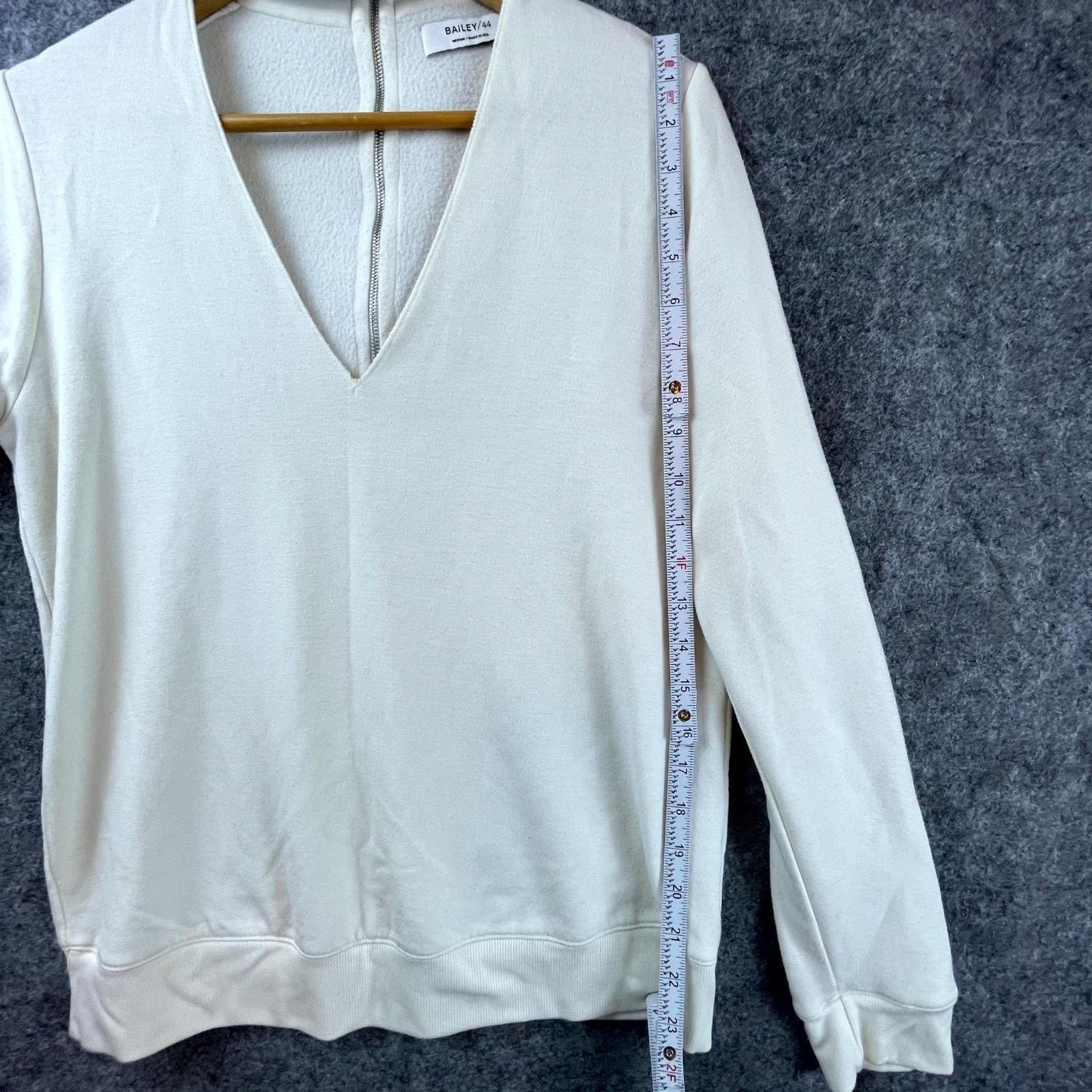 Bailey 44 Bailey/44 Eye Splice Choker Sweatshirt Womens Medium White Size M / US 6-8 / IT 42-44 - 5 Thumbnail
