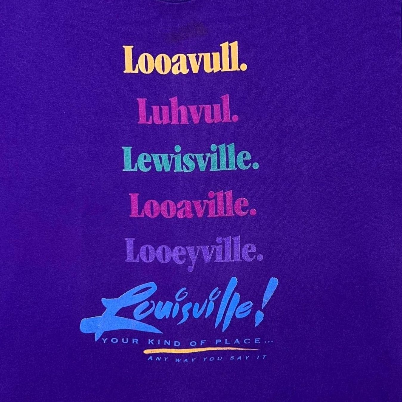 Fruit Of The Loom VINTAGE Louisville “Any Way You Say It” Tourist Purple Single Stitch T-Shirt Mens L Purple Graphic Print 90s Souvenir USA Size US L / EU 52-54 / 3 - 4 Thumbnail