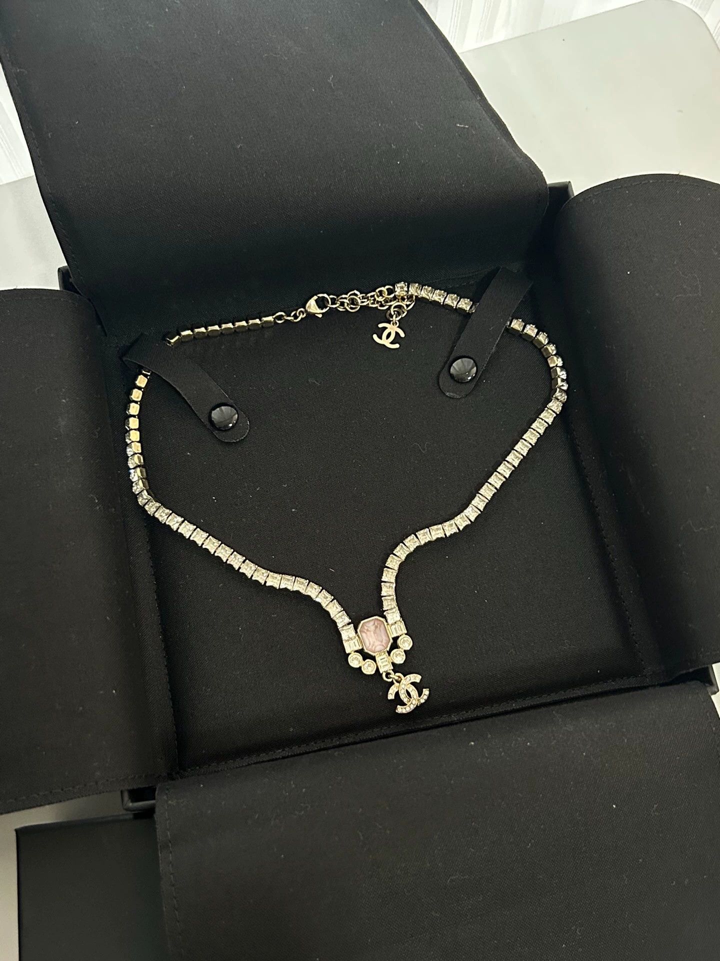 Chanel CHANEL 22B Pink Rhinestone Necklace Size ONE SIZE - 1 Thumbnail