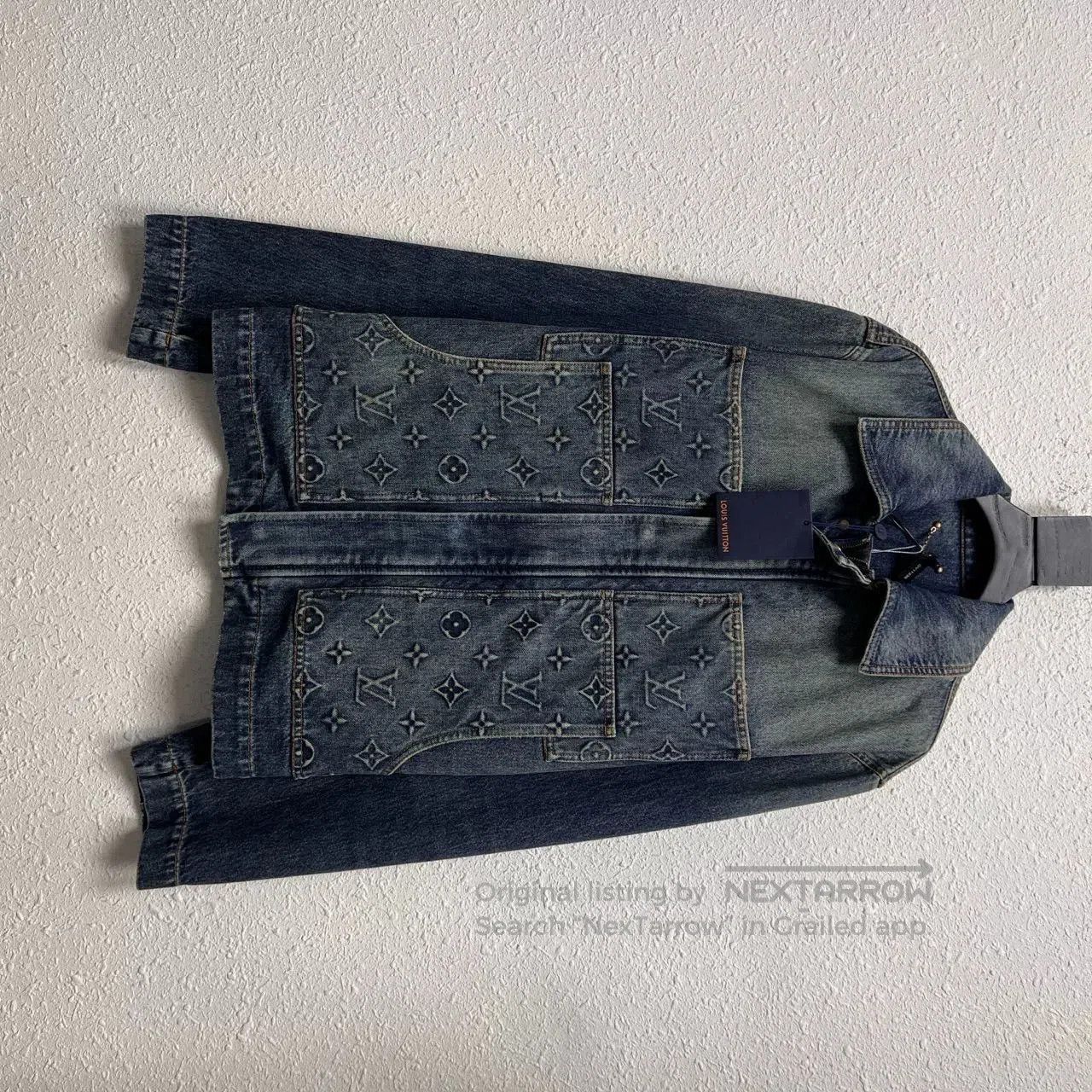 Louis Vuitton louis vuitton embossed logo denim jacket. Size US L / EU 52-54 / 3 - 1 Thumbnail