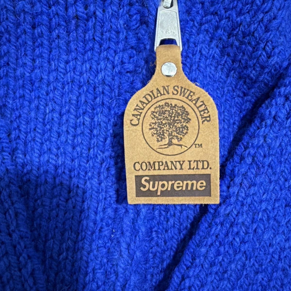 Supreme Supreme Box Logo Cowichan Sweater 'Royal' Size US S / EU 44-46 / 1 - 9 Thumbnail
