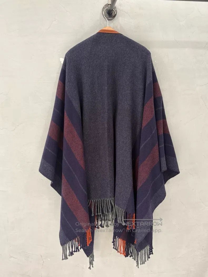 Hermes Hermes Wool and Cashmere Blend Leather Cloak Size M / US 6-8 / IT 42-44 - 5 Thumbnail