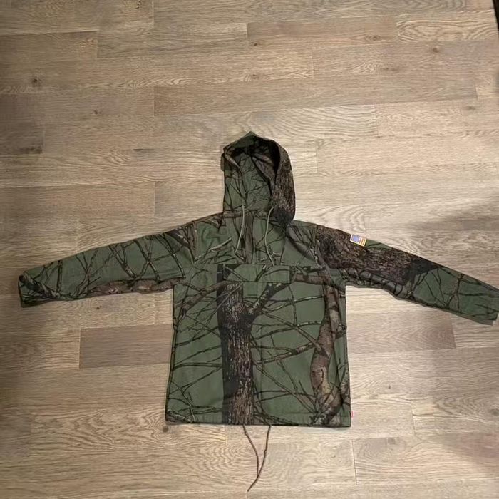 Supreme best sale tree camo