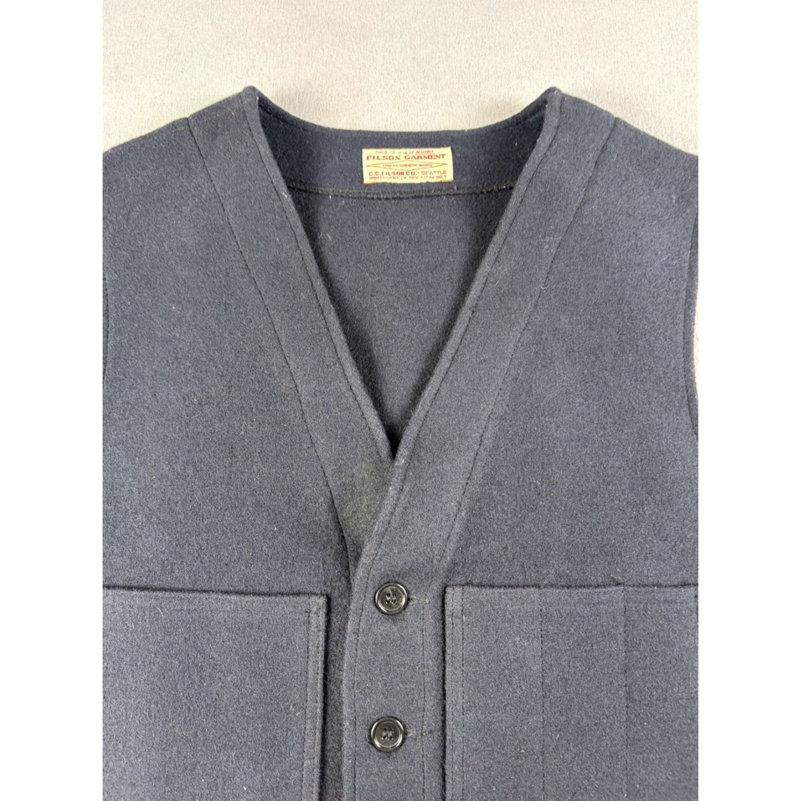 Filson VINTAGE Filson Vest Mackinaw Wool Dark Blue 46-48 USA Hunting 90s Mens Wool Knit Solid Pockets Jacket/Coat Length Mid-Length Outdoor Workwear Size US M / EU 48-50 / 2 - 2 Thumbnail