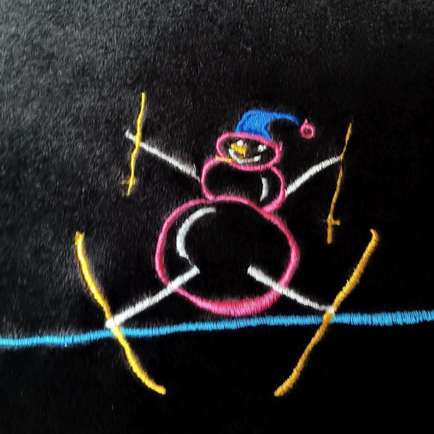 Velour VINTAGE Onque Women Sweatshirt Black Velour Snowmen Sledding Ski Full Zip 2X Men Ladies Embroidered Winter Plush Cozy Casual/Party Size US XXL / EU 58 / 5 - 6 Thumbnail