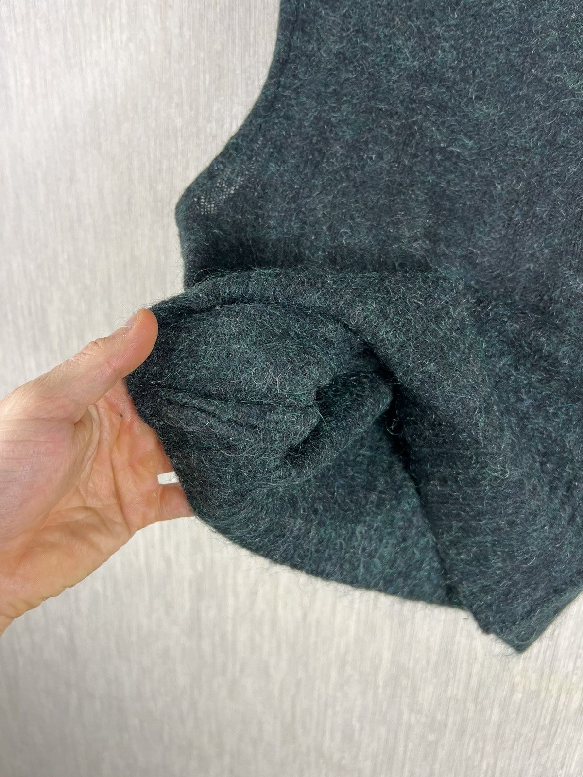 Acne Studios Acne studios wool mohair dark green vest sweater sleeveless Size S / US 4 / IT 40 - 12 Thumbnail