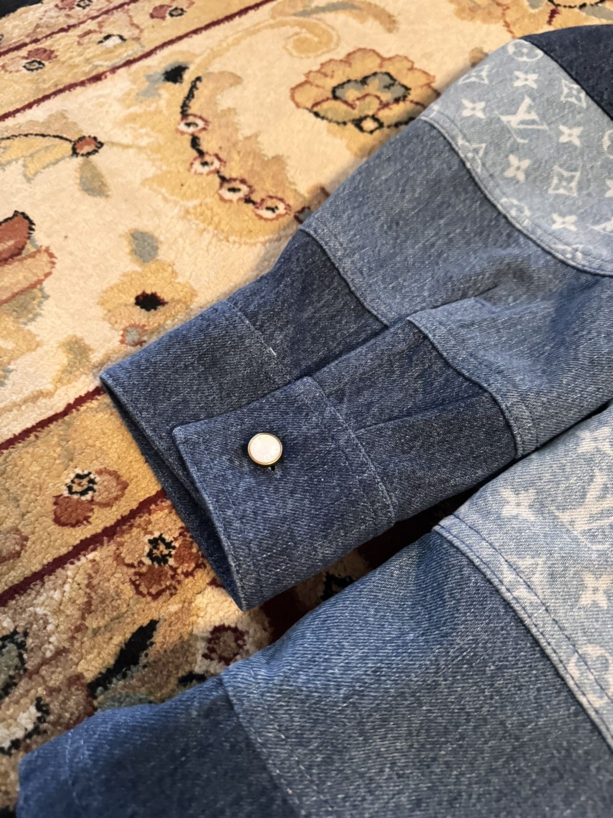 Louis Vuitton Louis Vuitton Patchwork Long-Sleeved Denim Polo Shirt Size US L / EU 52-54 / 3 - 10 Thumbnail