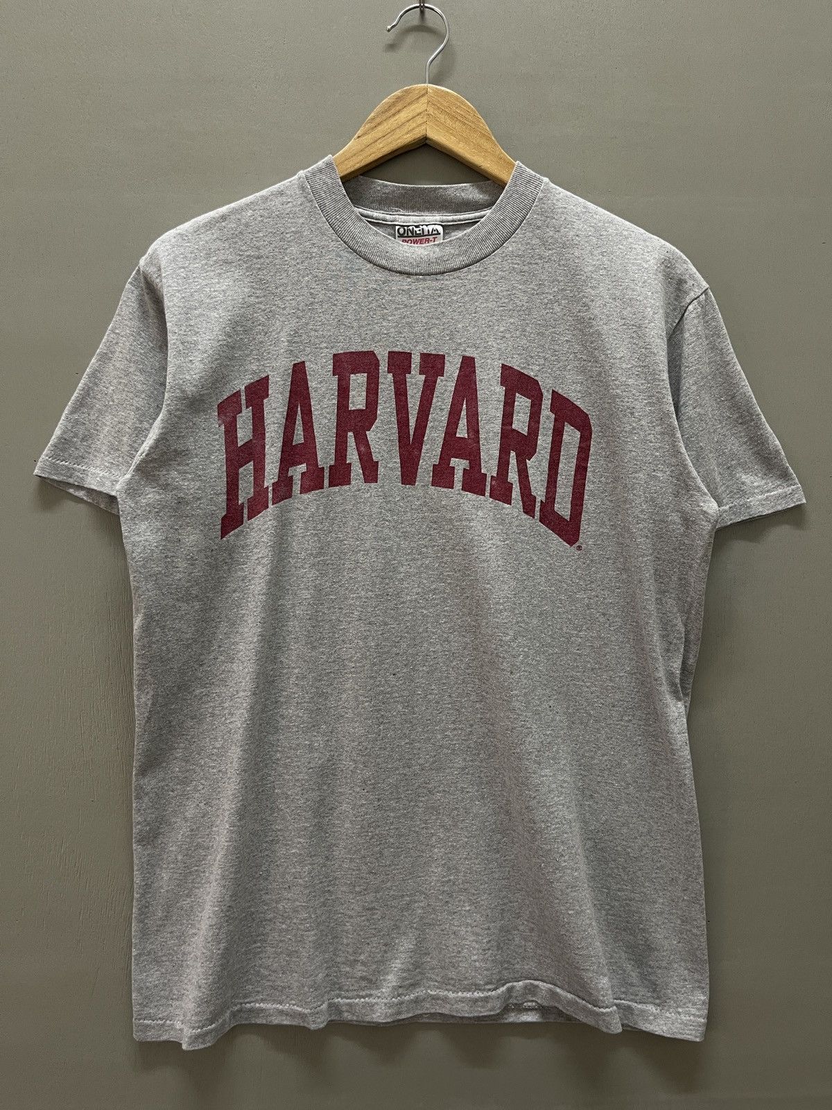 Vintage Vintage 90s Harvard University Single Stitch Oneita T-Shirt Size US M / EU 48-50 / 2 - 1 Thumbnail