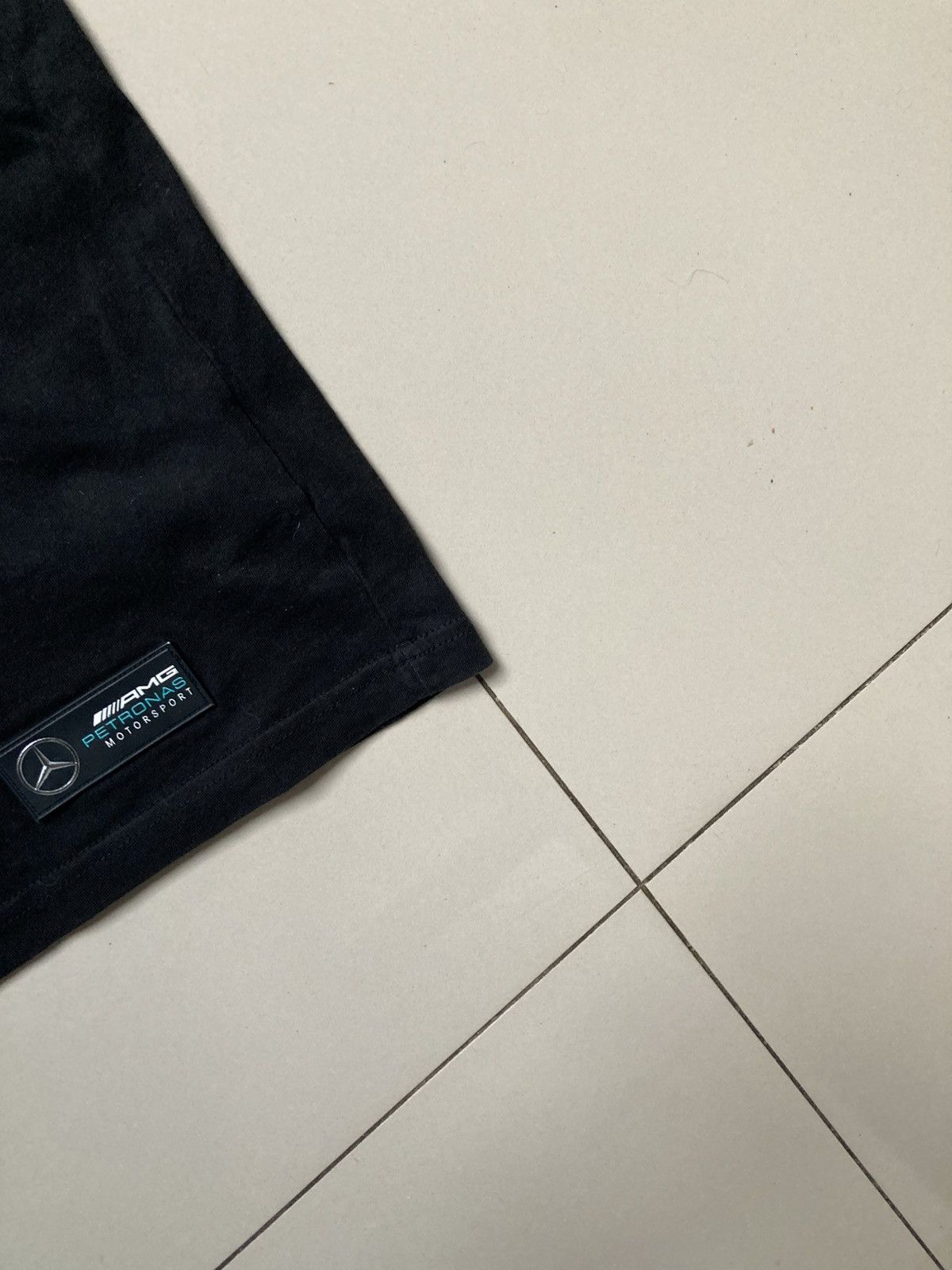 Mercedes-Benz × Puma Puma x mercedes amg petronas f1 racing team tee tshirt L y2k Size US L / EU 52-54 / 3 - 5 Thumbnail