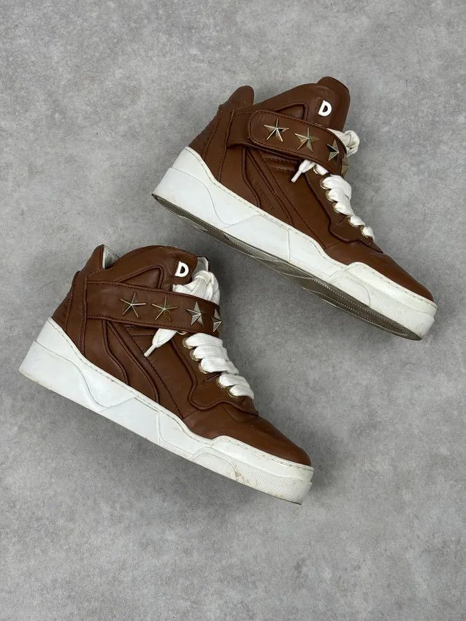 Givenchy AW2015 Givenchy Tyson Brown Leather Star High Sneakers by Riccardo Tisci Size US 9.5 / IT 39.5 - 5 Thumbnail