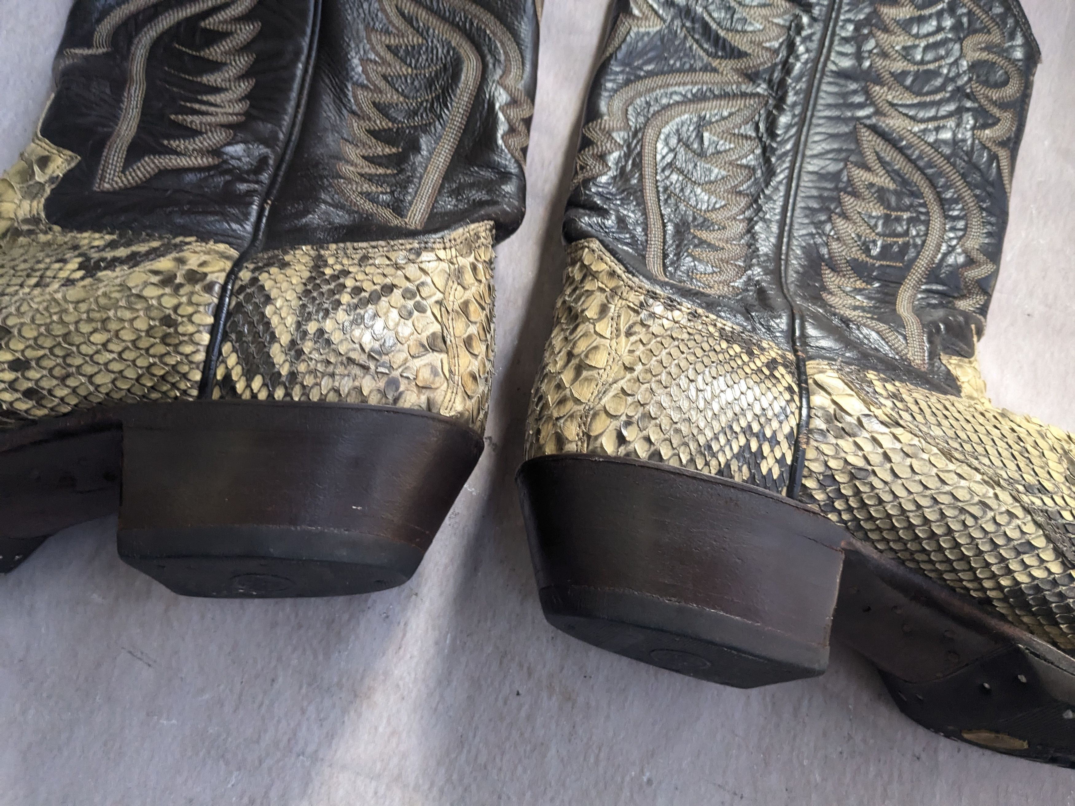 Other Justin Cowboy Boots Snakeskin Python Tan Black Leather 9.5 D Size US 9.5 / EU 42-43 - 10 Thumbnail
