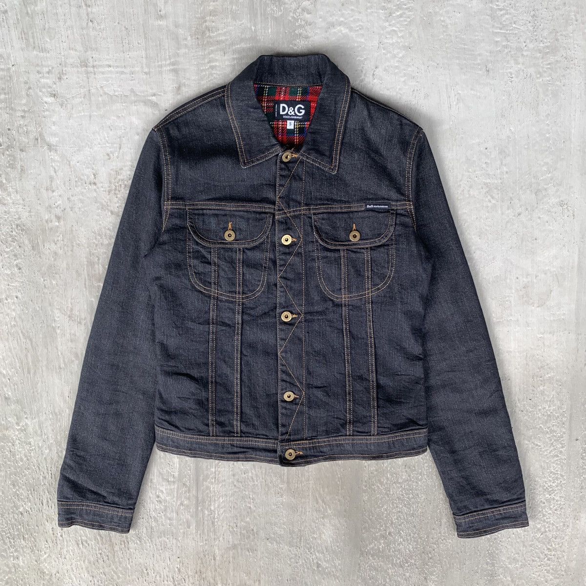 Dolce & Gabbana Dolce & Gabbana Trucker denim Jacket red flanel lined vtg Size US S / EU 44-46 / 1 - 1 Thumbnail