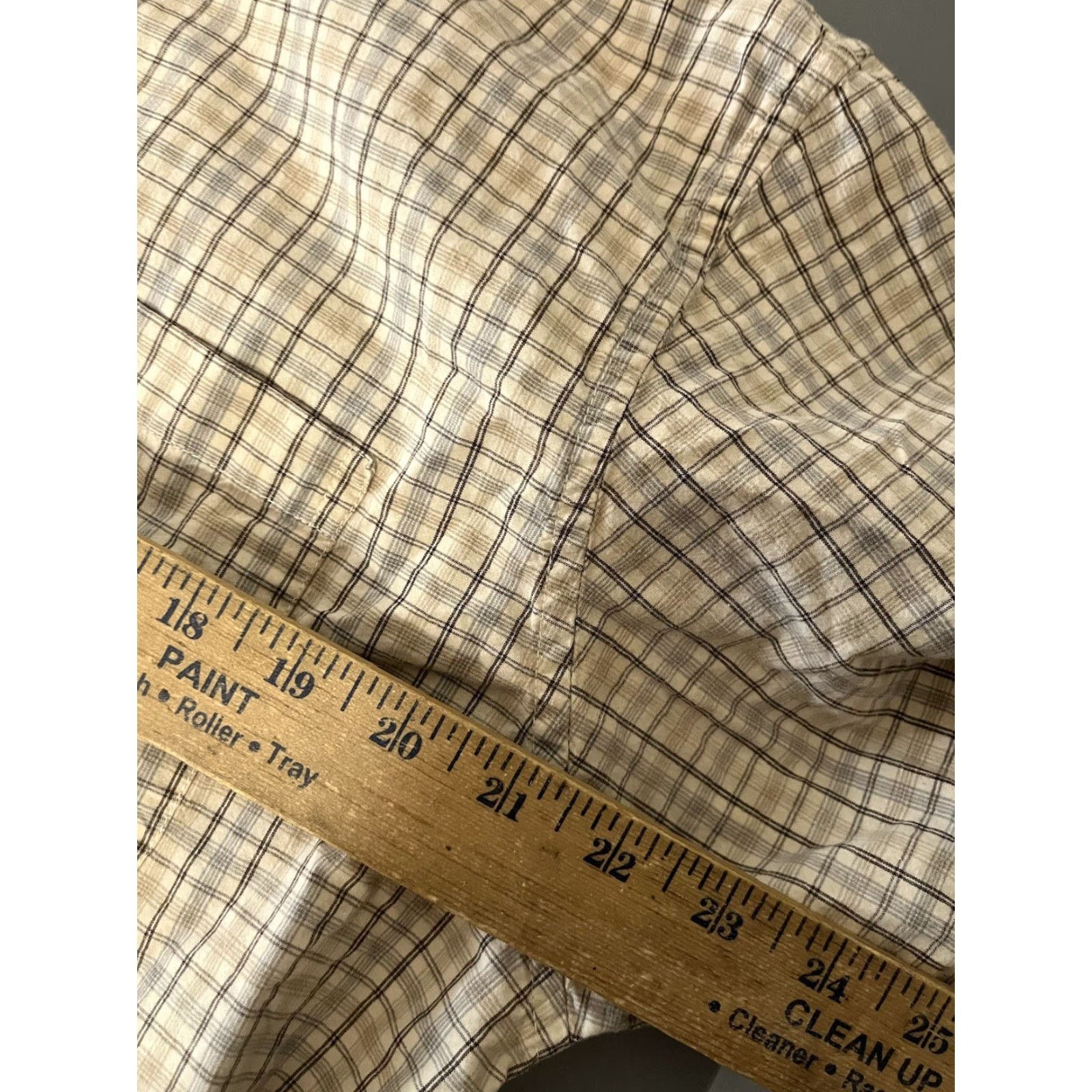Izod VINTAGE IZOD Button-Down Shirt Mens Large Beige Sueded Poplin Plaid Long Sleeve Size US L / EU 52-54 / 3 - 5 Thumbnail